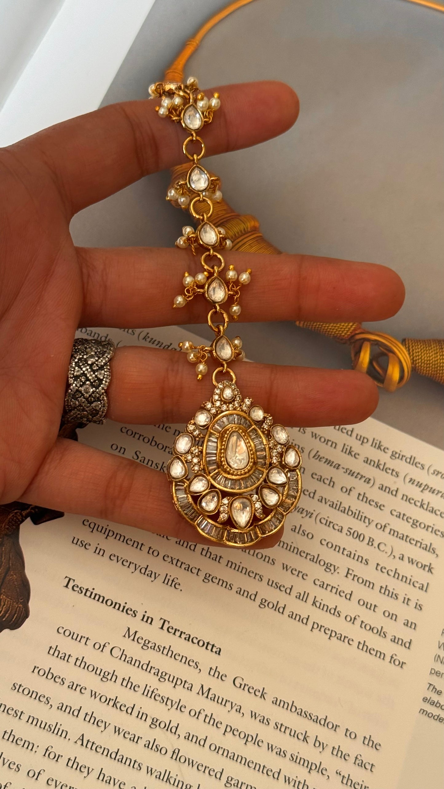 Real moissanite maangtika