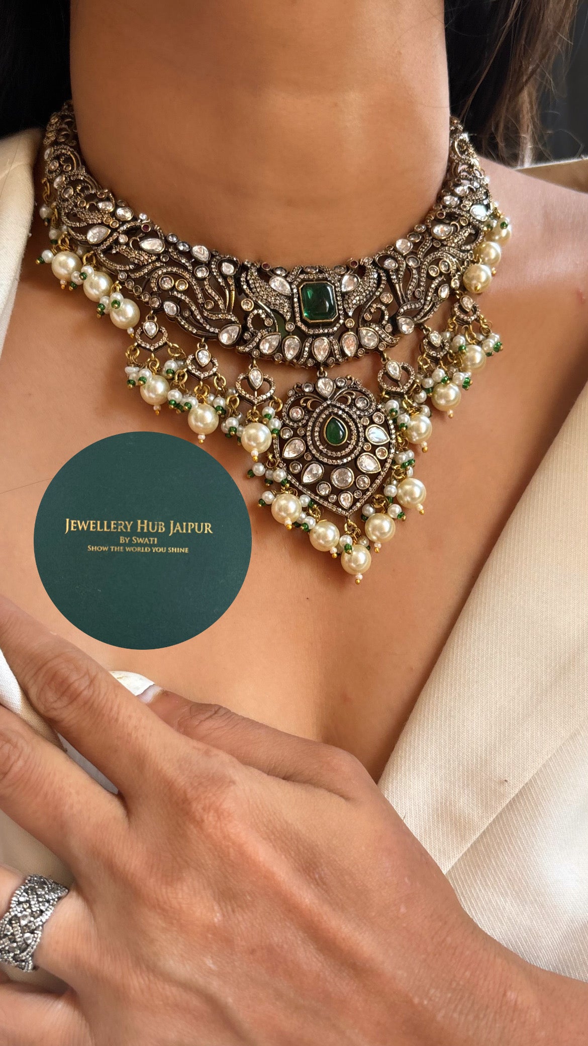 Oxidised emerald jewellery set
