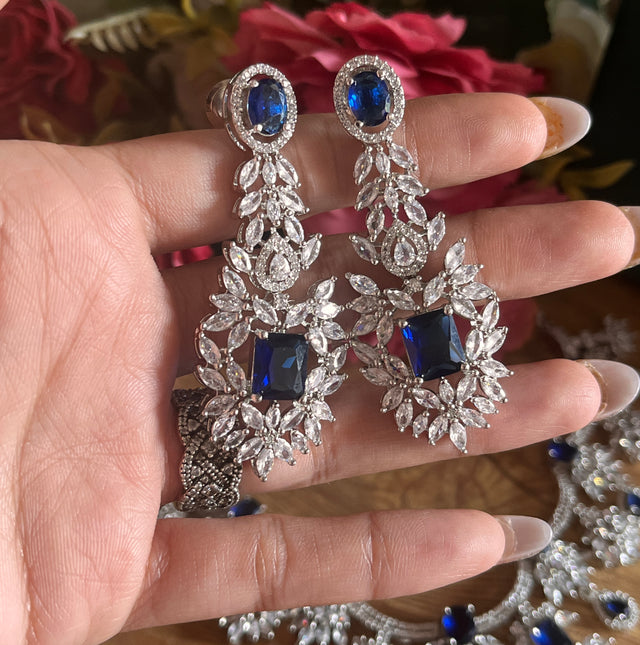 ￼ Sapphire American diamond necklace