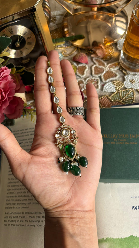 Invert drop emerald polki maangtika