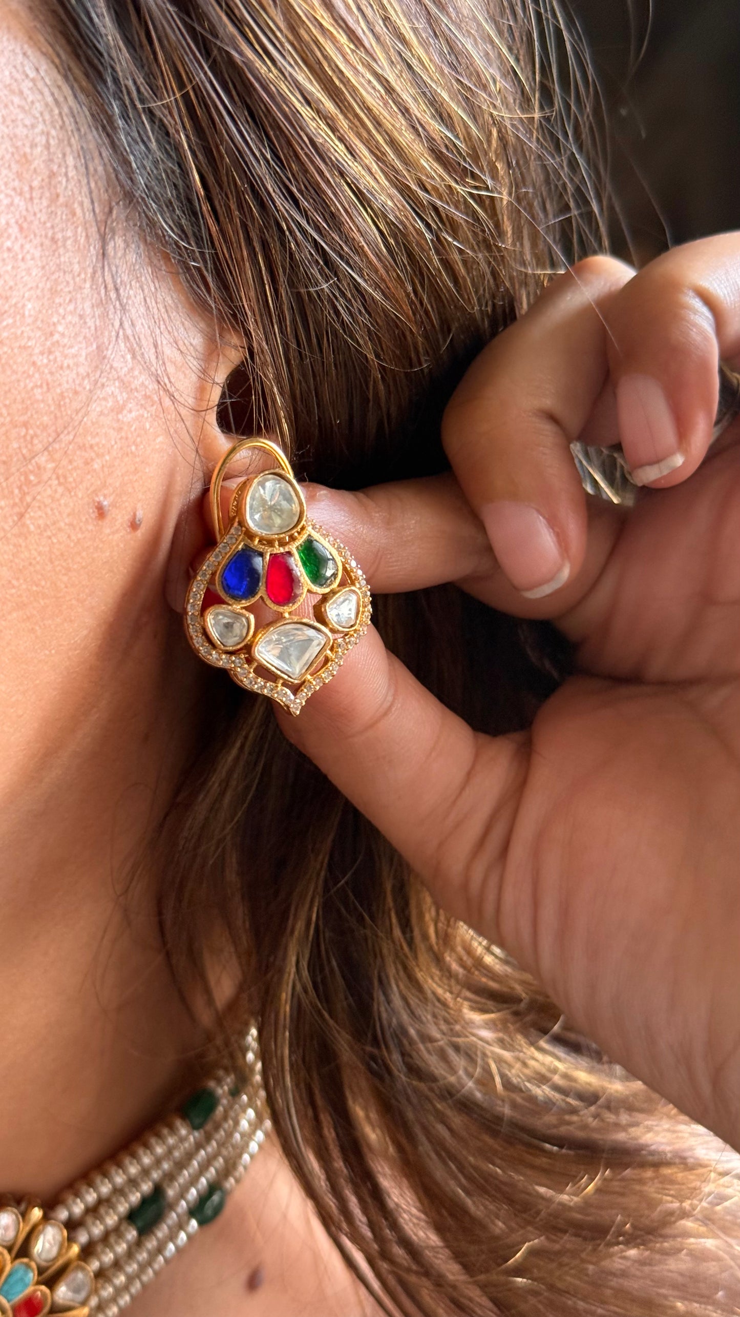 Navratna paachi kundan choker