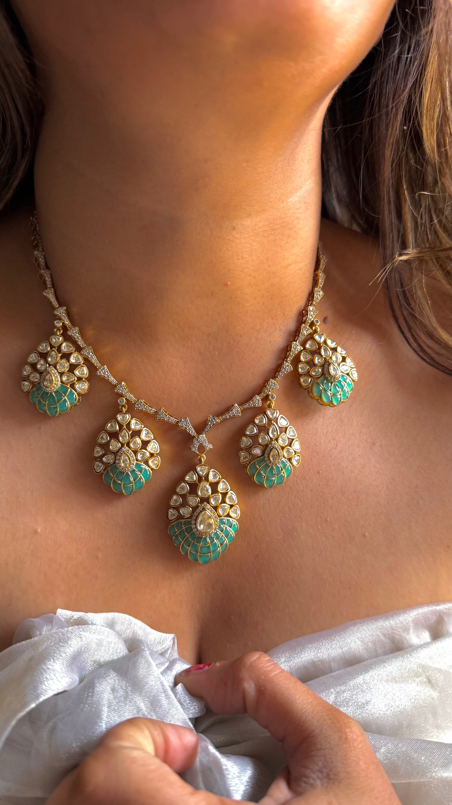 Turquoise shade rama green takkar cocktail necklace