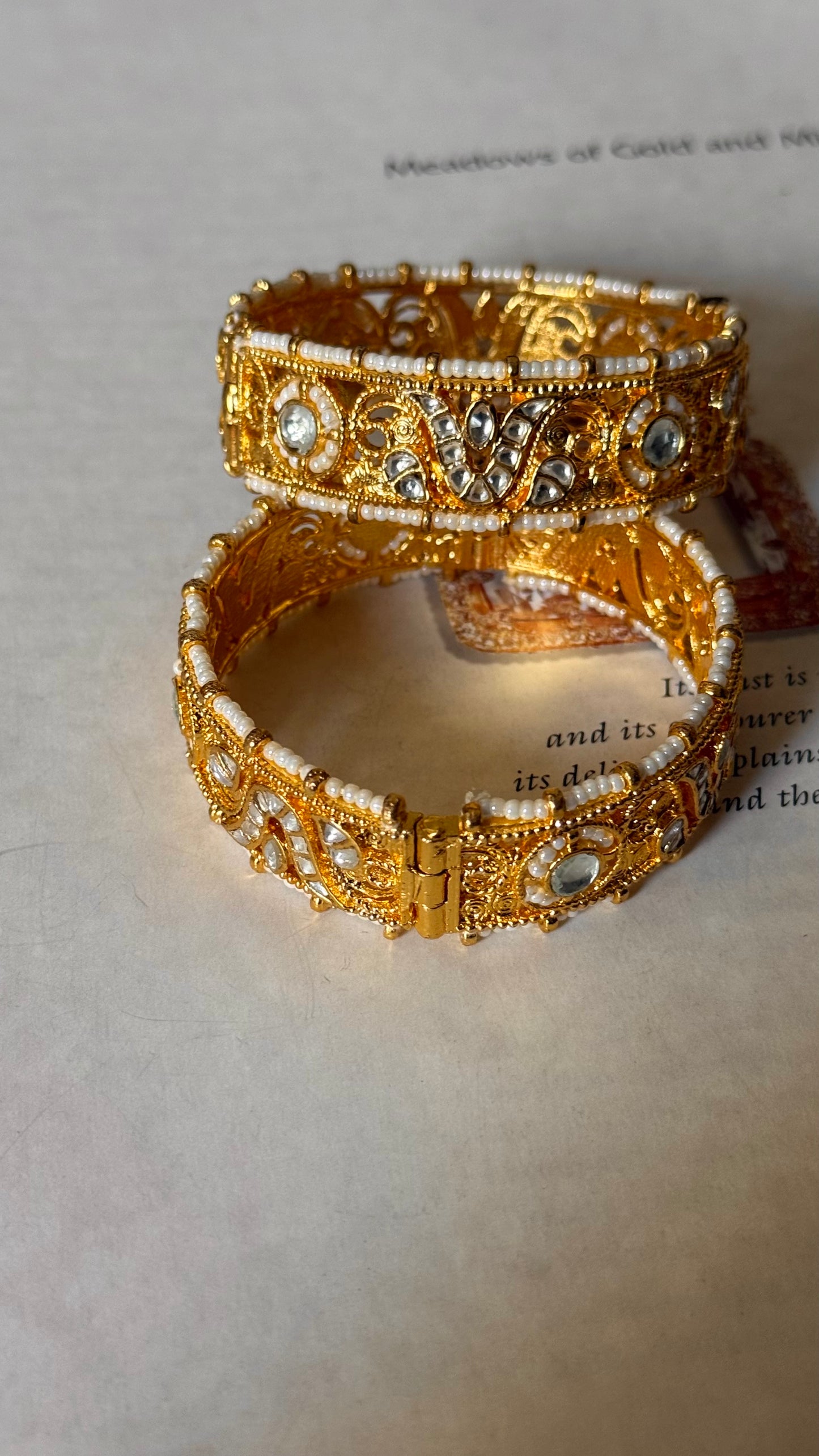 Real Moissanite gold polish rajwada bangles