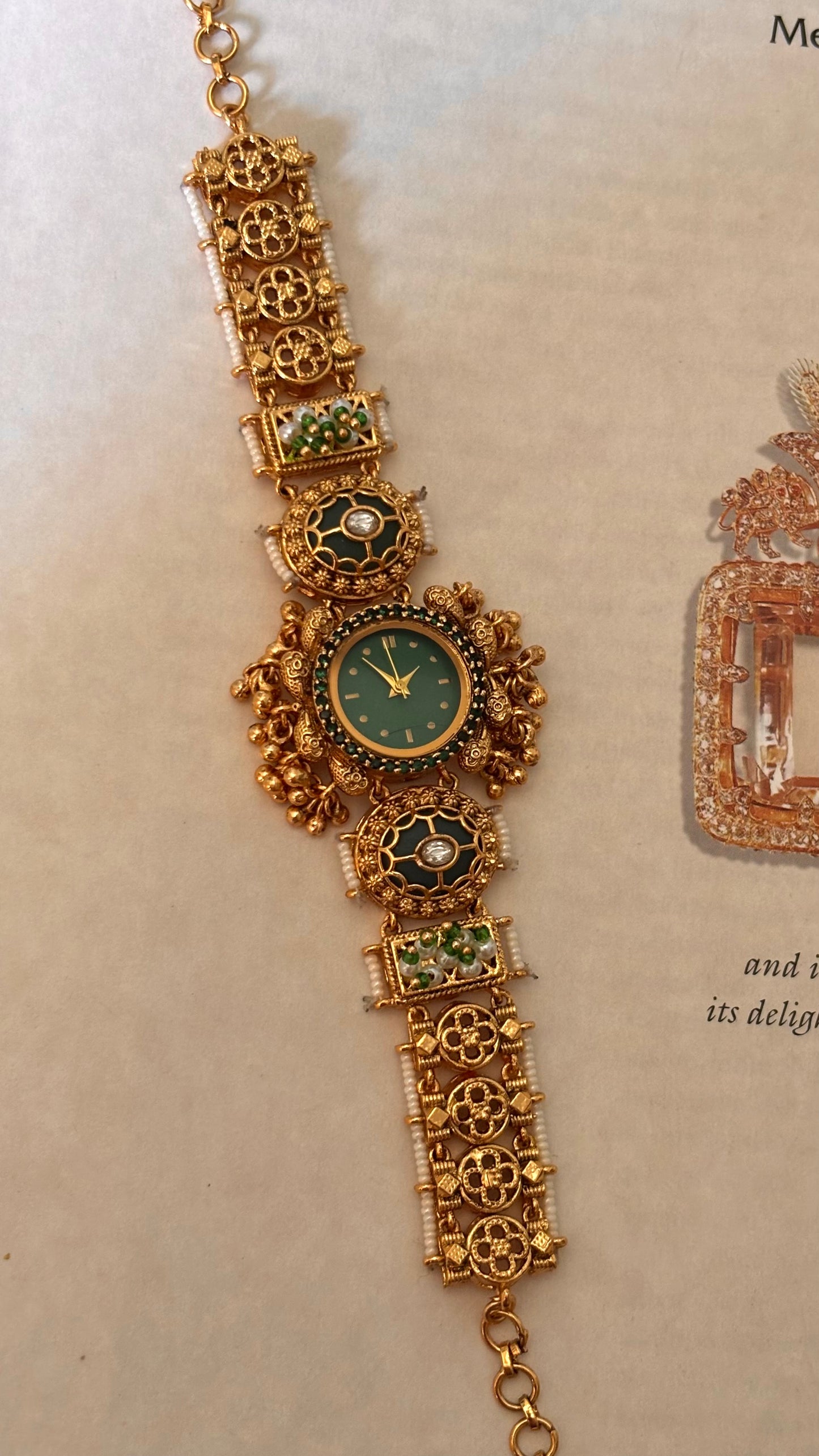 Ranisa Rajwadi emerald dial Watch