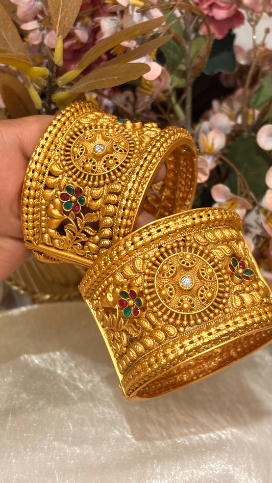 Ruby & Emerald floral nakshee wide bangles