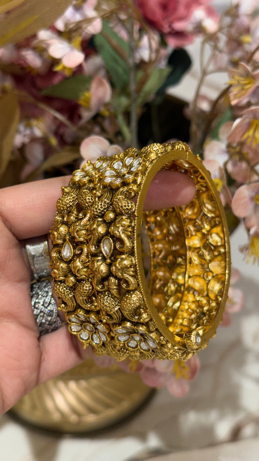 Floral Mor Nakshi bangles
