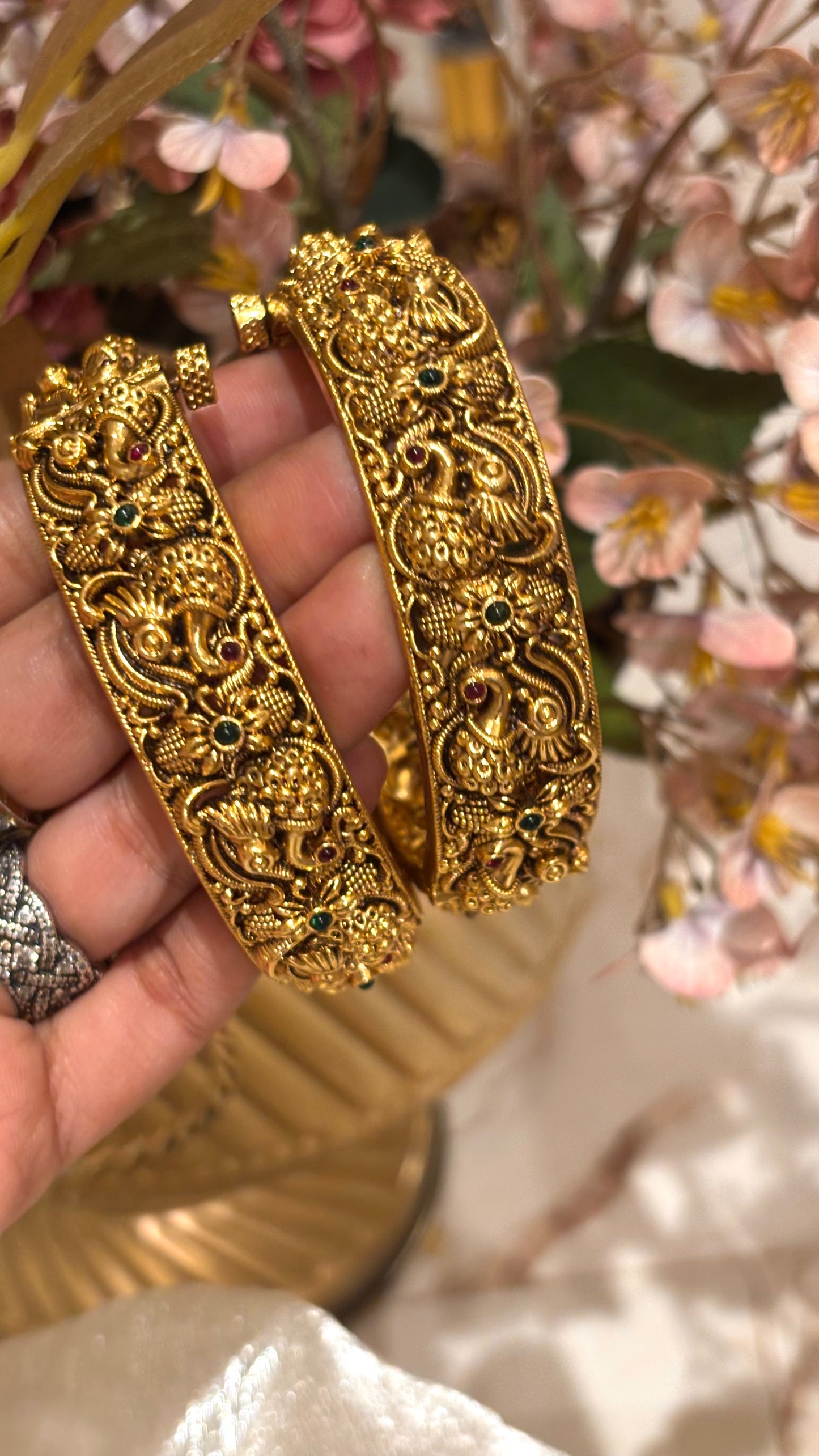 Peacock inspired Nakshi￼bangles
