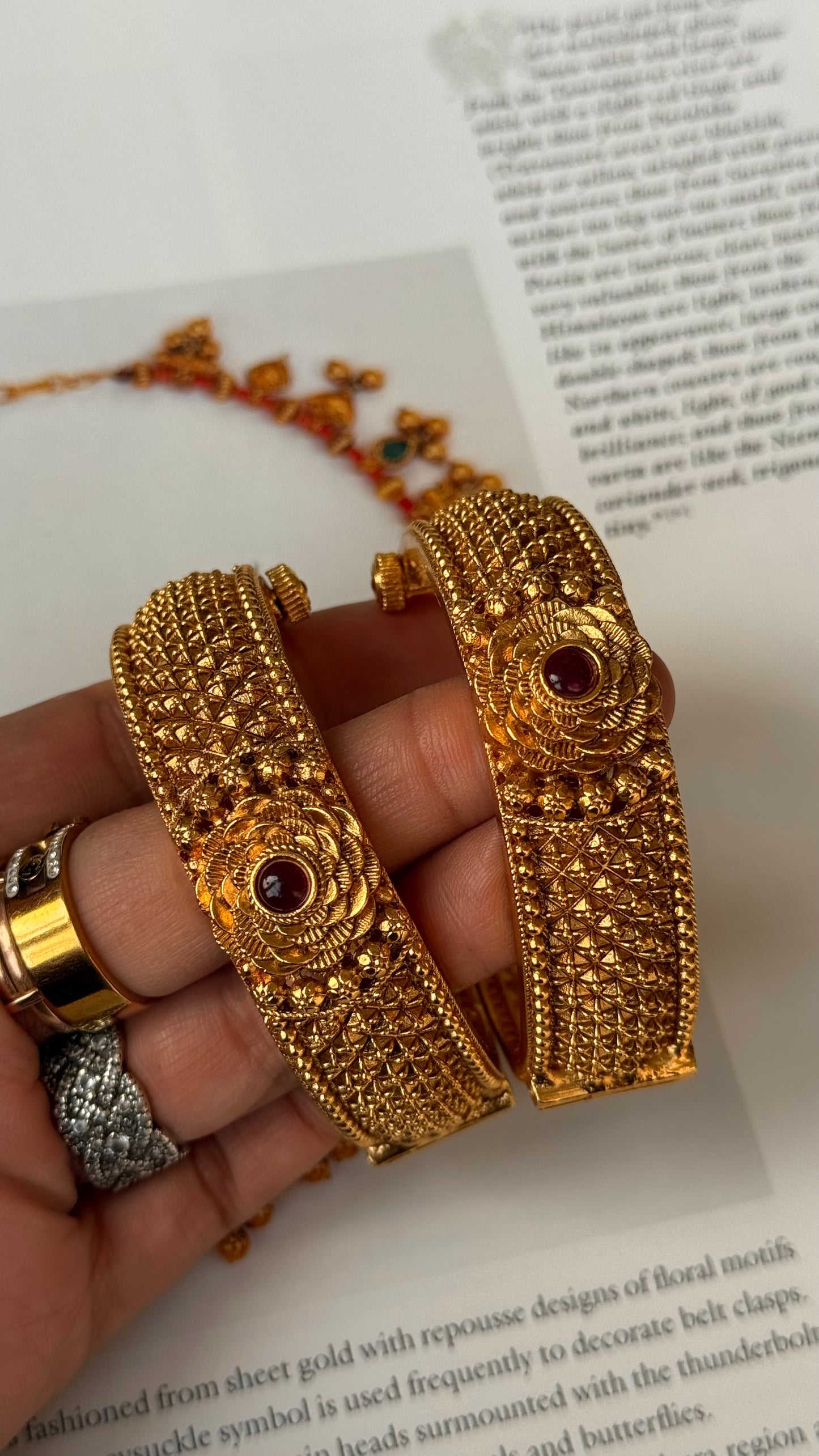 Rajwaada rose polki bangles