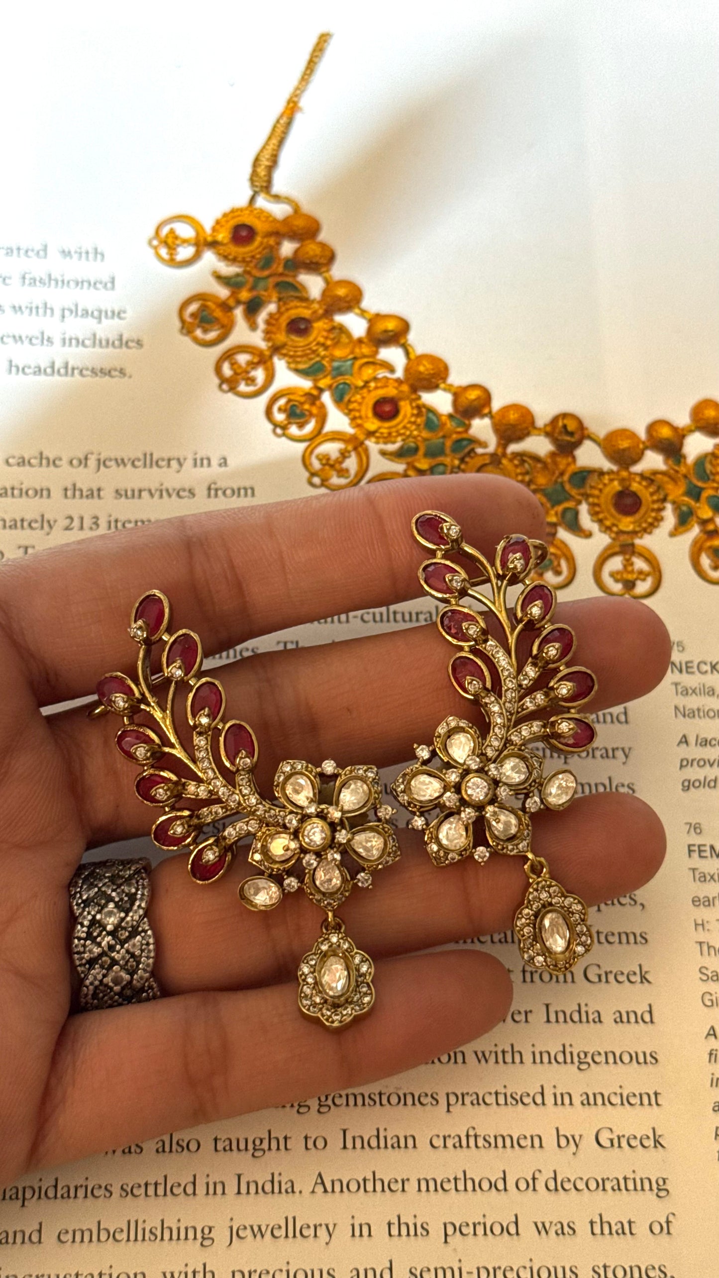 Ruby floral leaf small earcuff