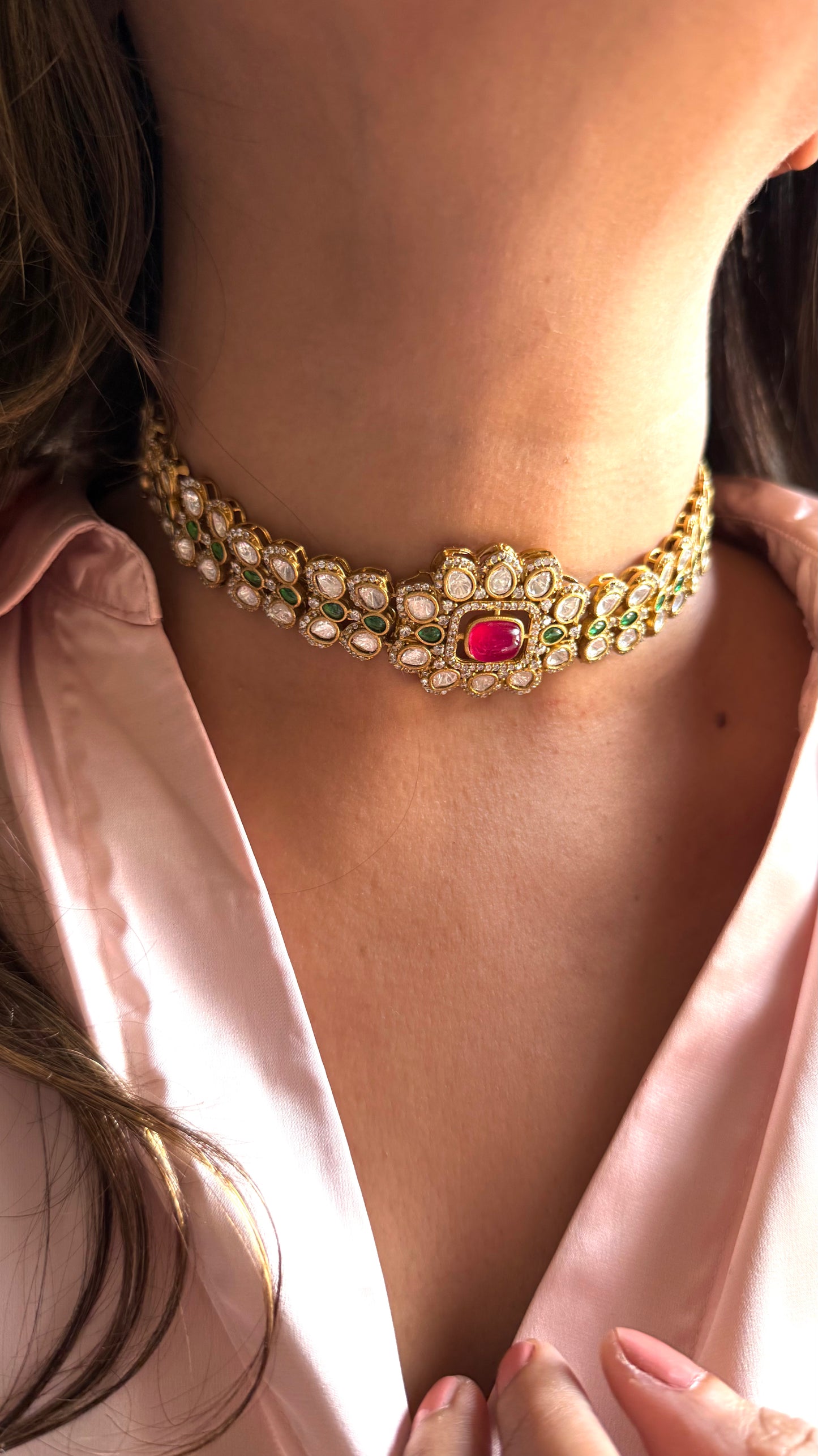 Minimalist choker