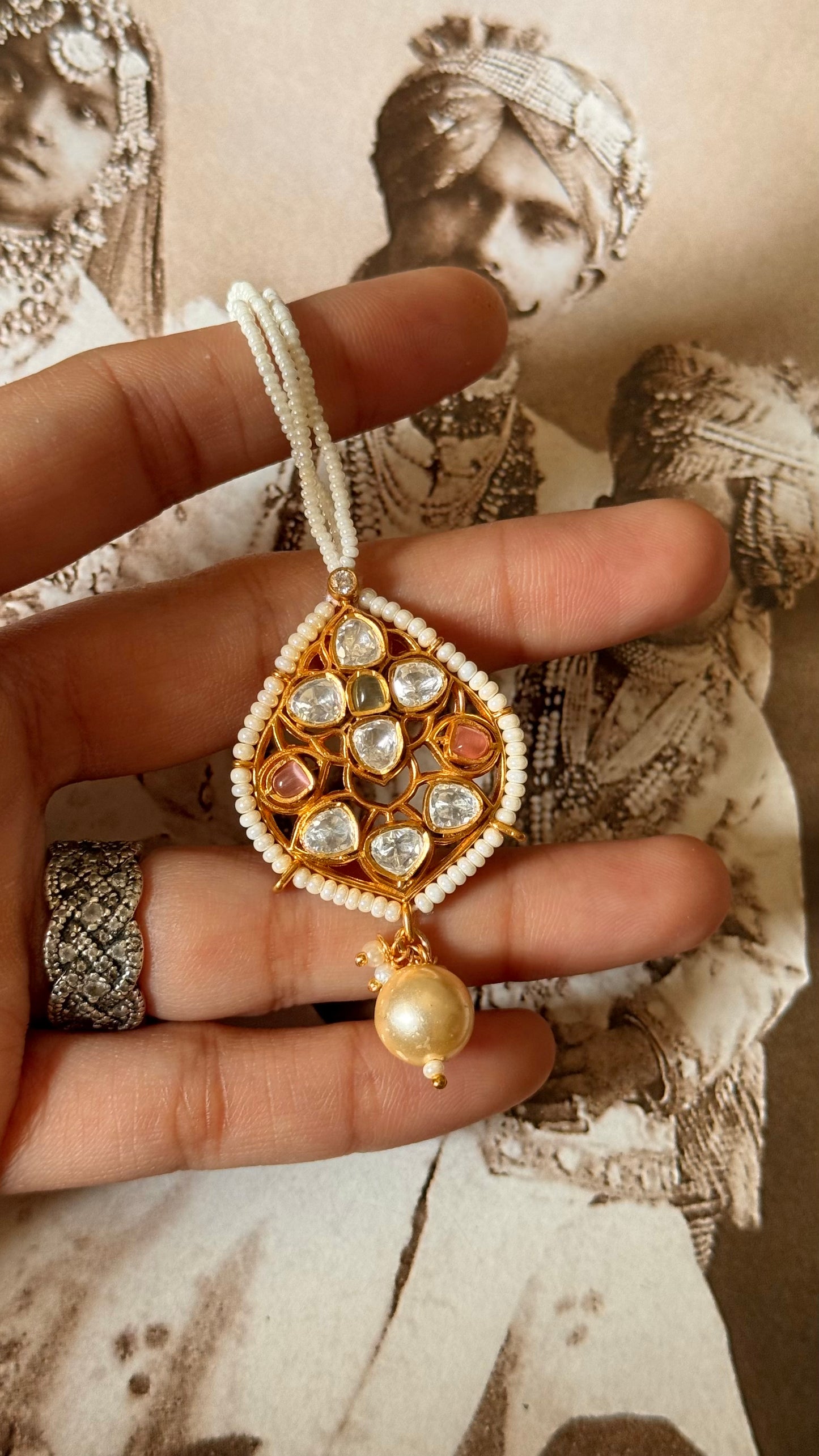 Rose quartz & mint Moissanite with pearl drop maangtika