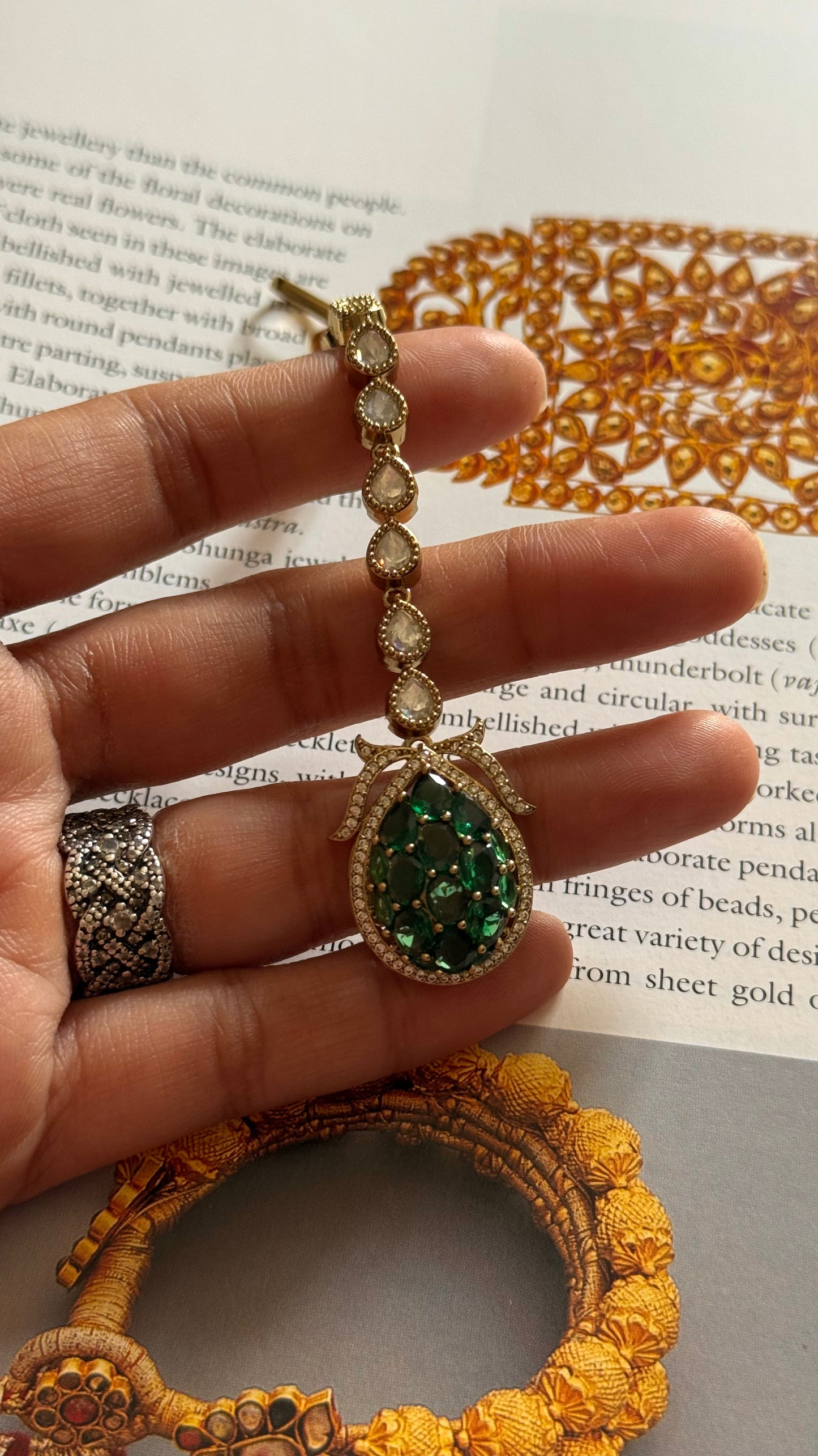 Emerald Victorian baby maangtikka