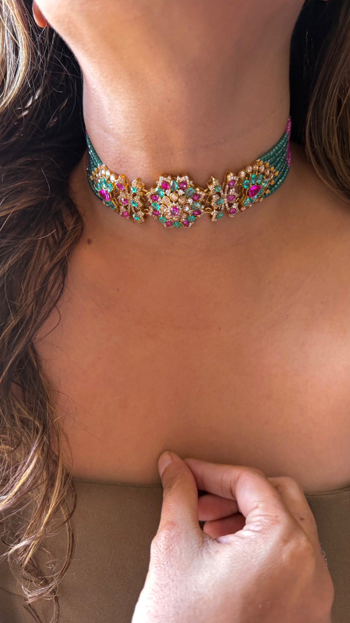 Swarovski stone floral choker Necklace