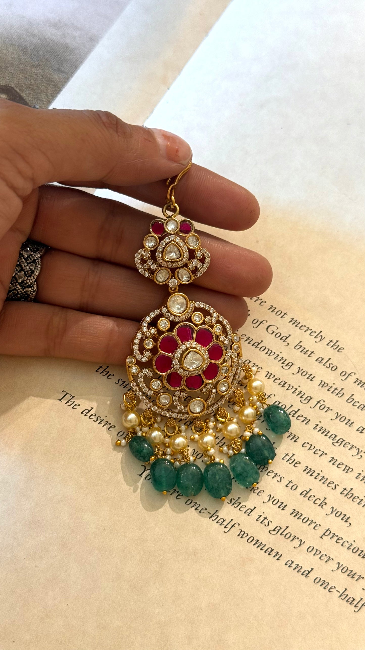 Ruby rani pink takkar polki maangtika with mint drop