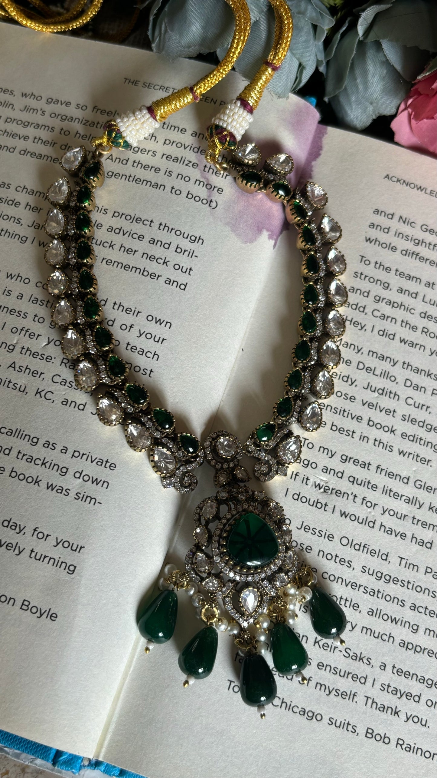Emerald Moissanite doublet collar necklace with earrings