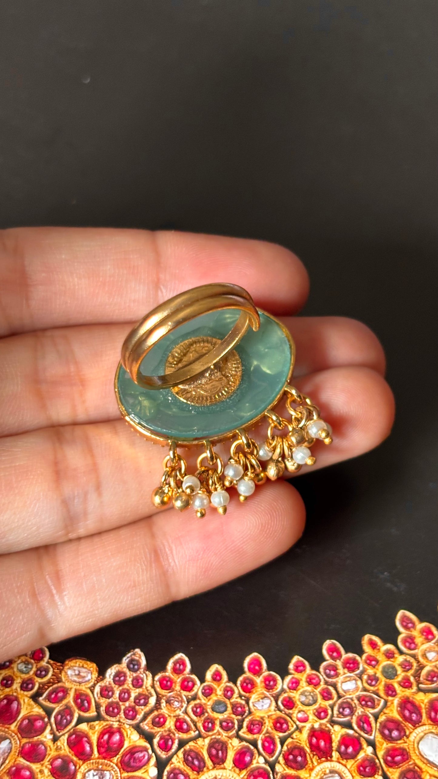 Nakashi floral rajwada ring