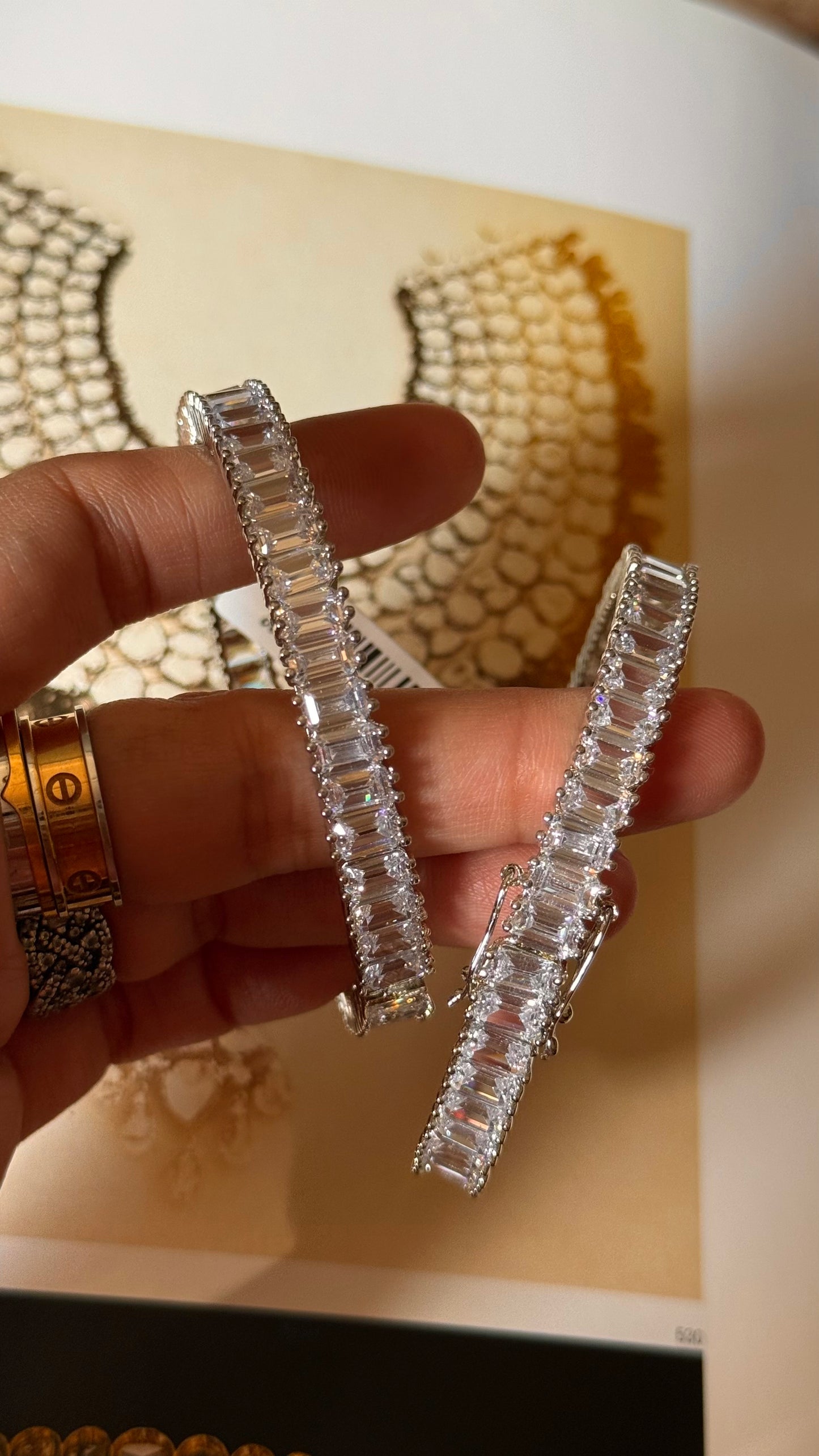 Cz diamond single line bangles