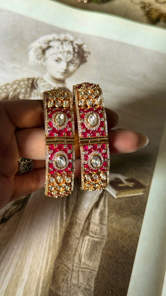 Rani pink Moissanite openable bangle