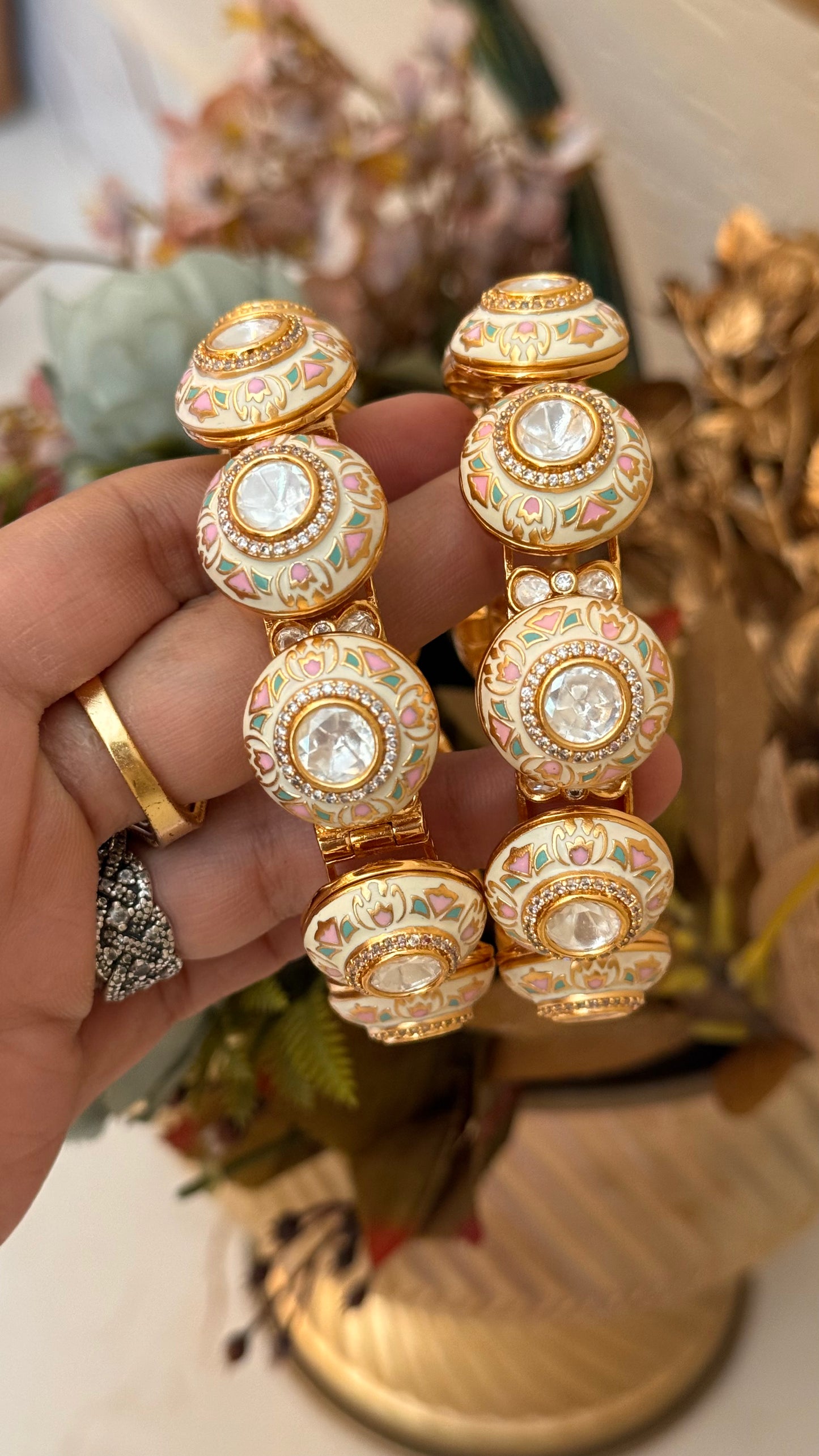 MeenaKari Bangdi with mint pink deatiling