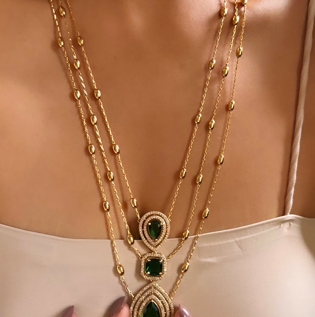 Emerald layered pendant necklace