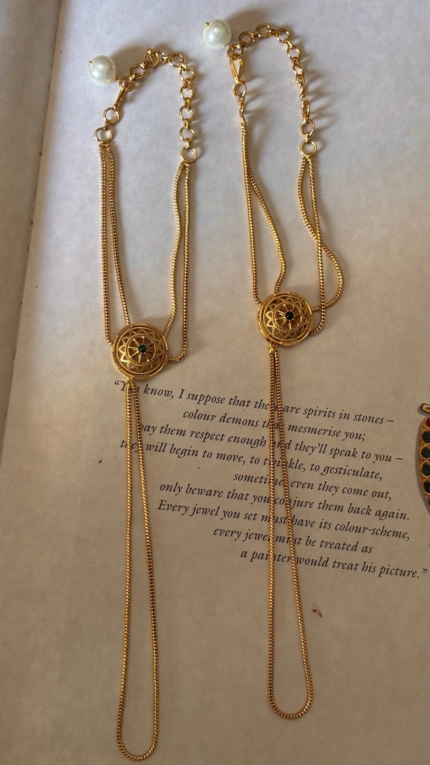 Gold Hath phool wearable as foot ring