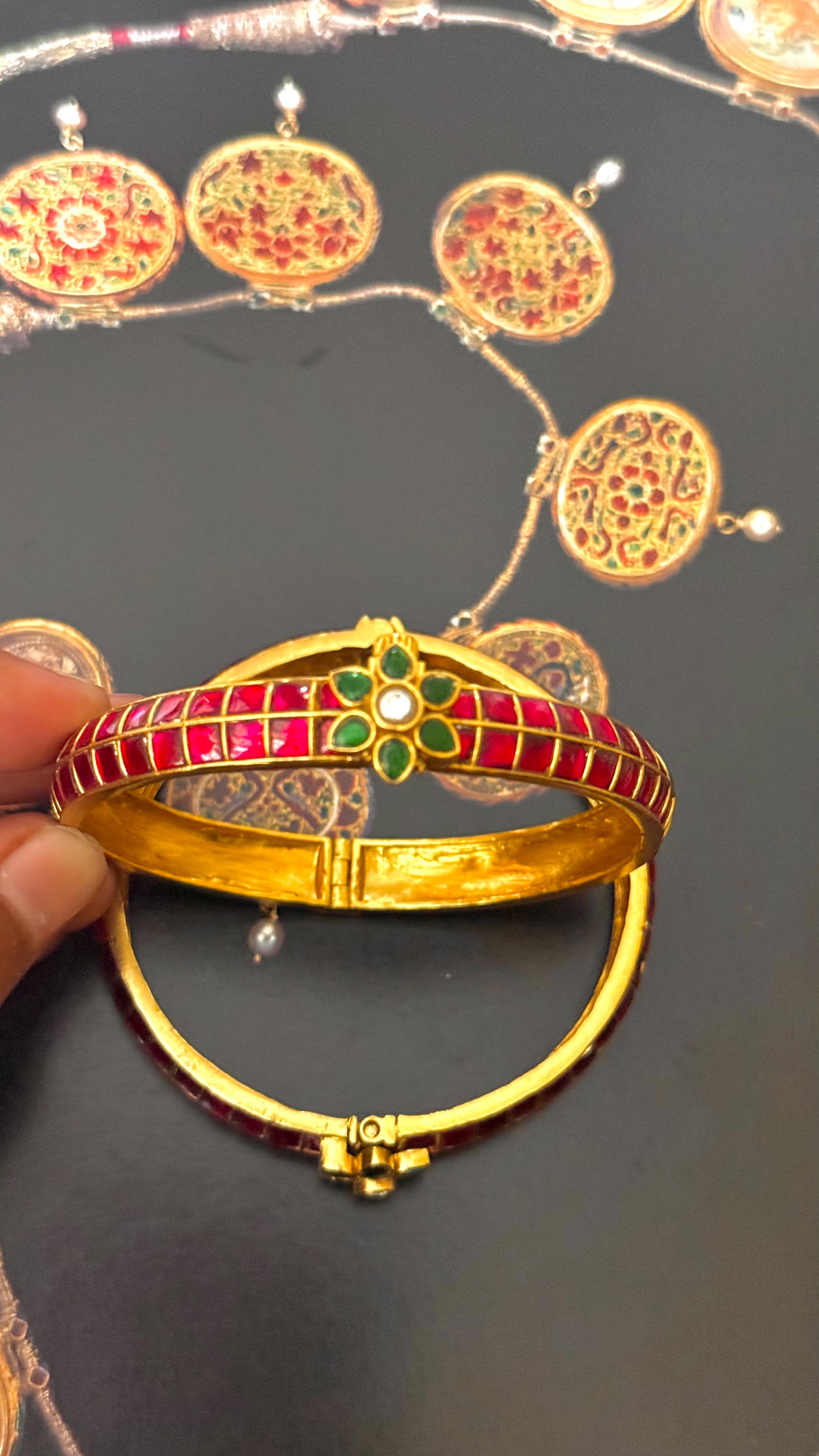 Emerald floral detailing rani pink paachi bangles