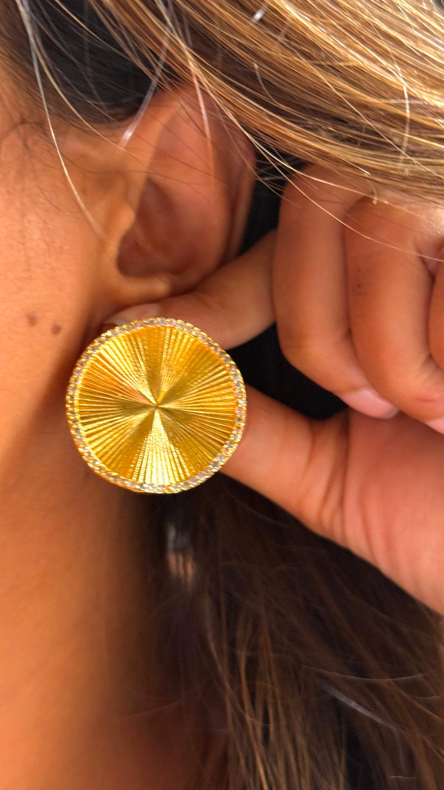 24kt Dubai Gold inspired infinity studs