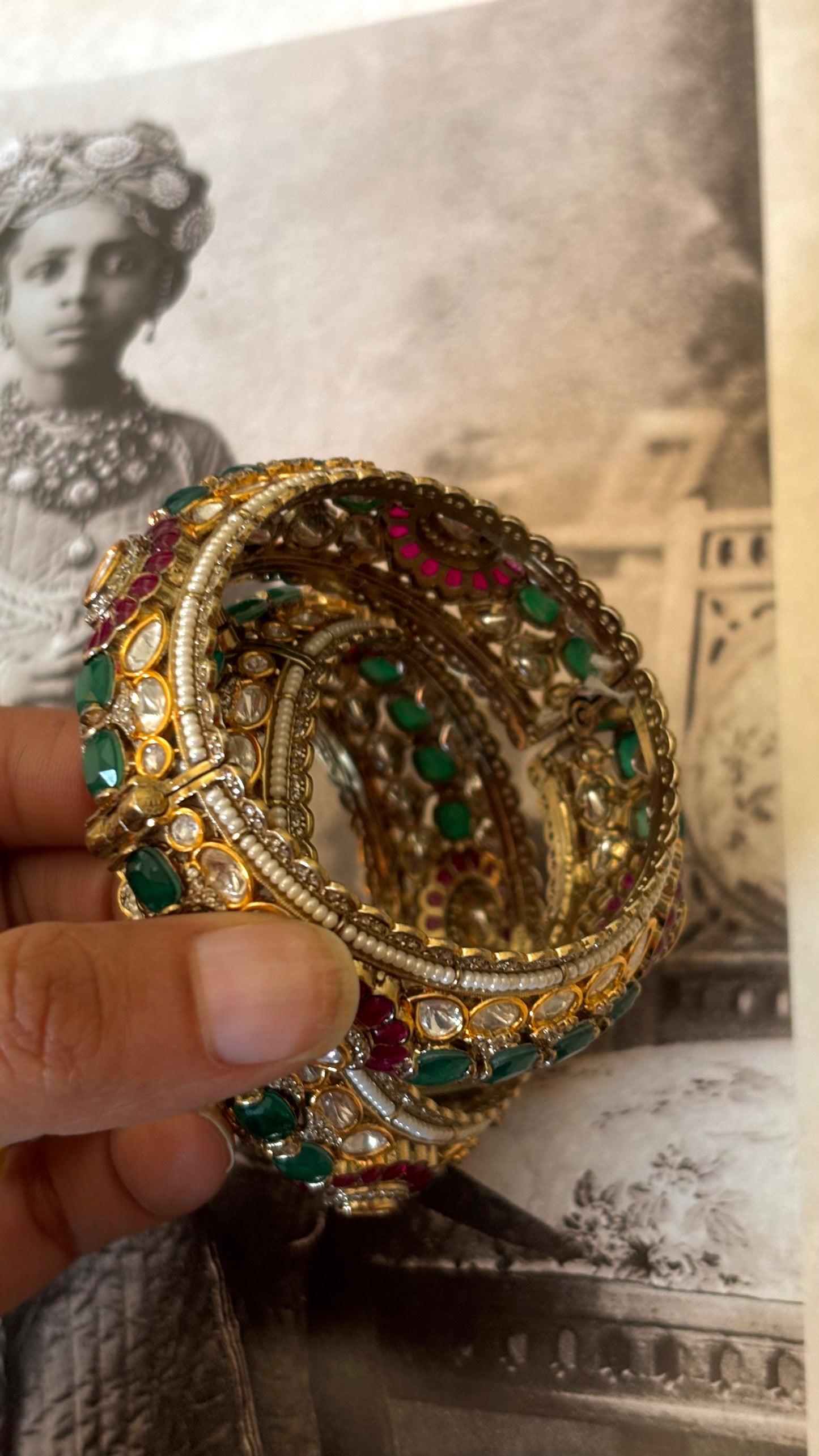 Emerald & Rani takkar work victorian bangles