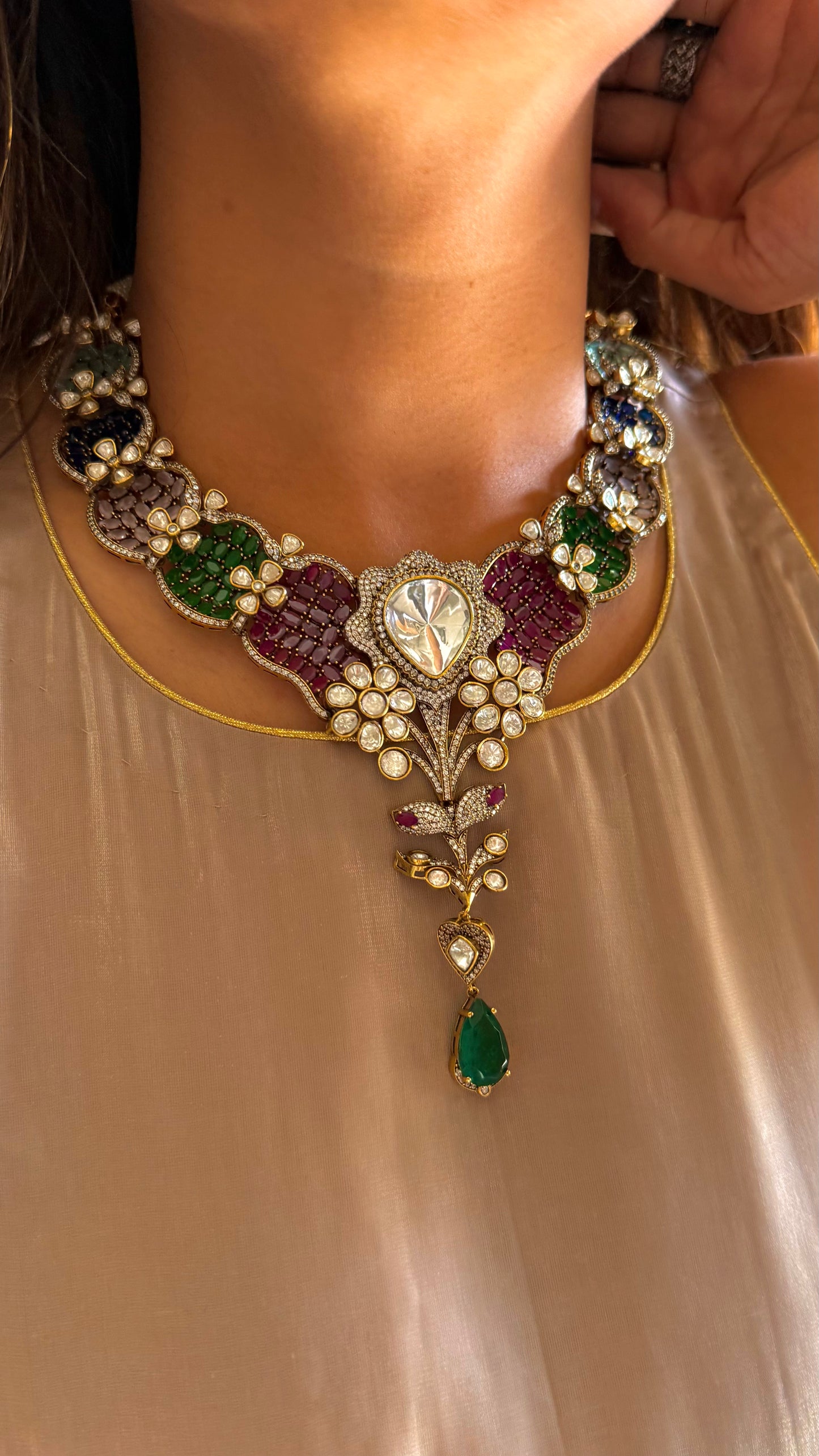 Vaidayi Designer uncut polki moissanite mix collar necklace