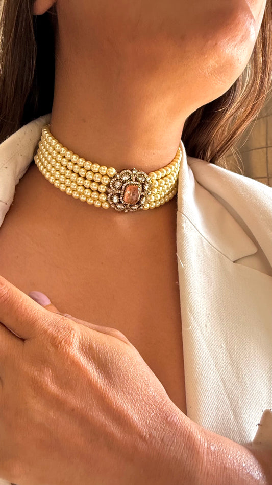 Heer Peach Victorian minimalist choker