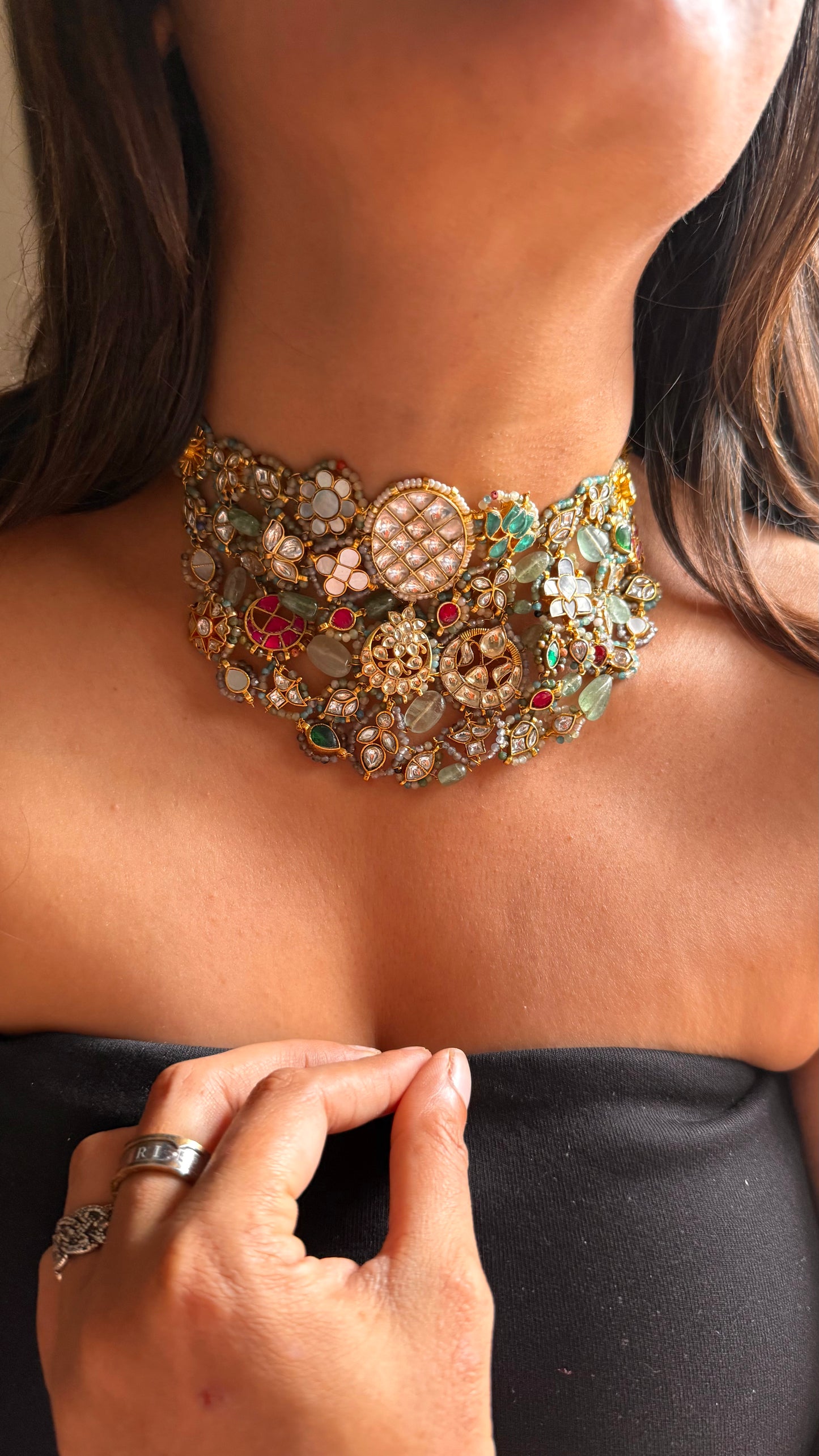 Paachi kudan handmade choker 3