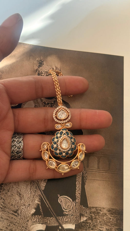 Sapphire taker work polki maangtika