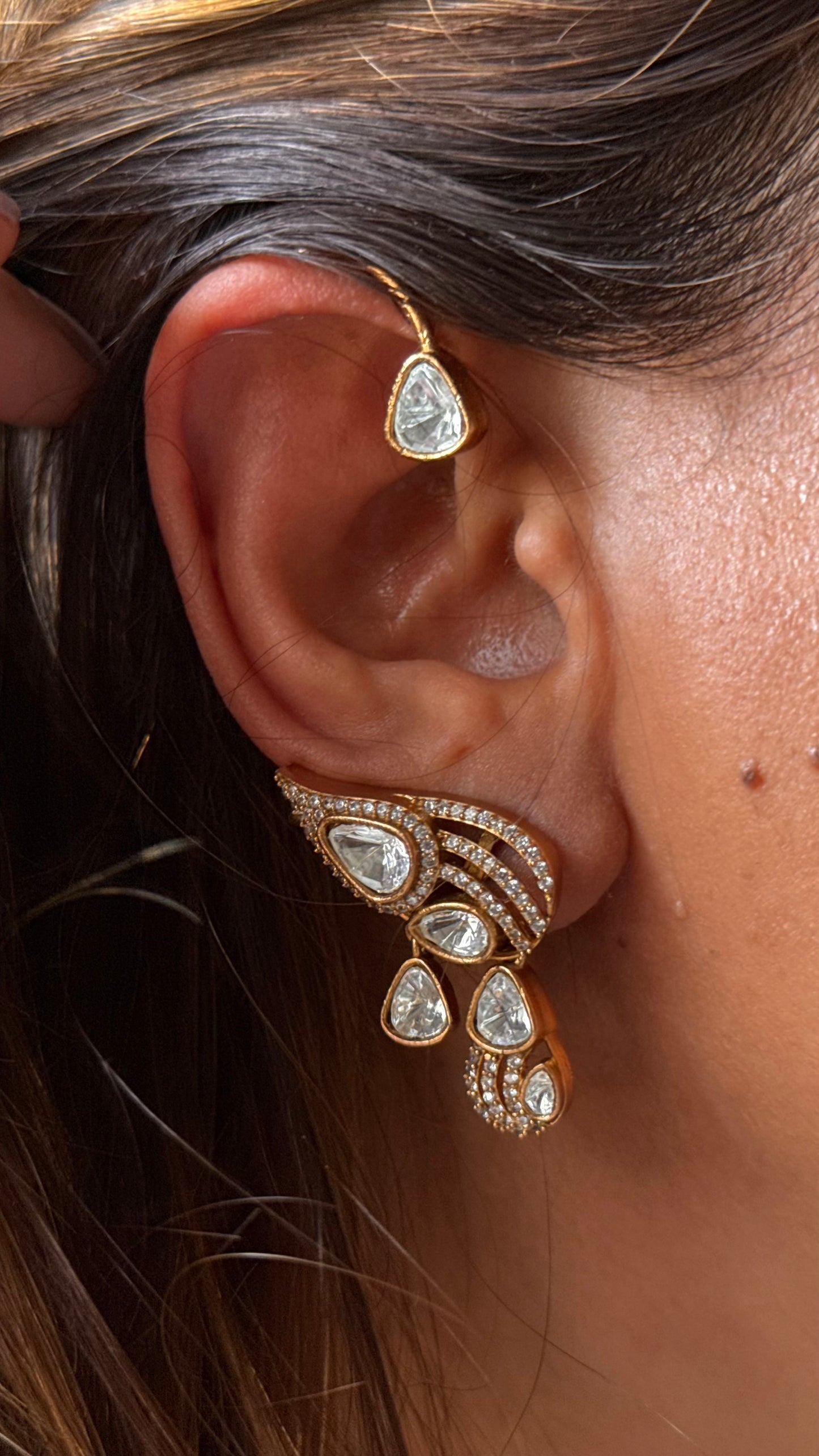 Drop shape polki necklace with earcuff
