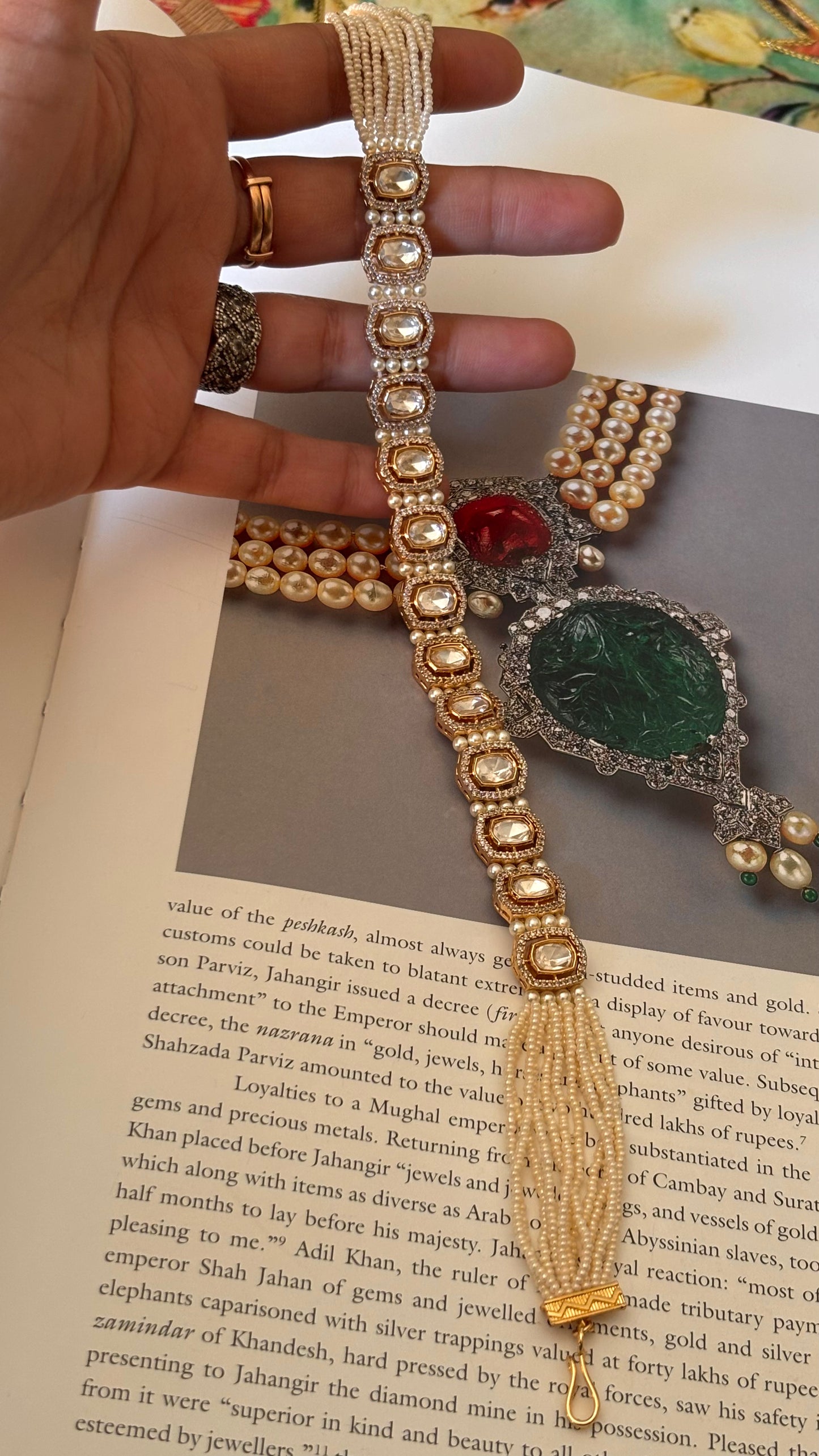 Kundan with little pearls Mathapati