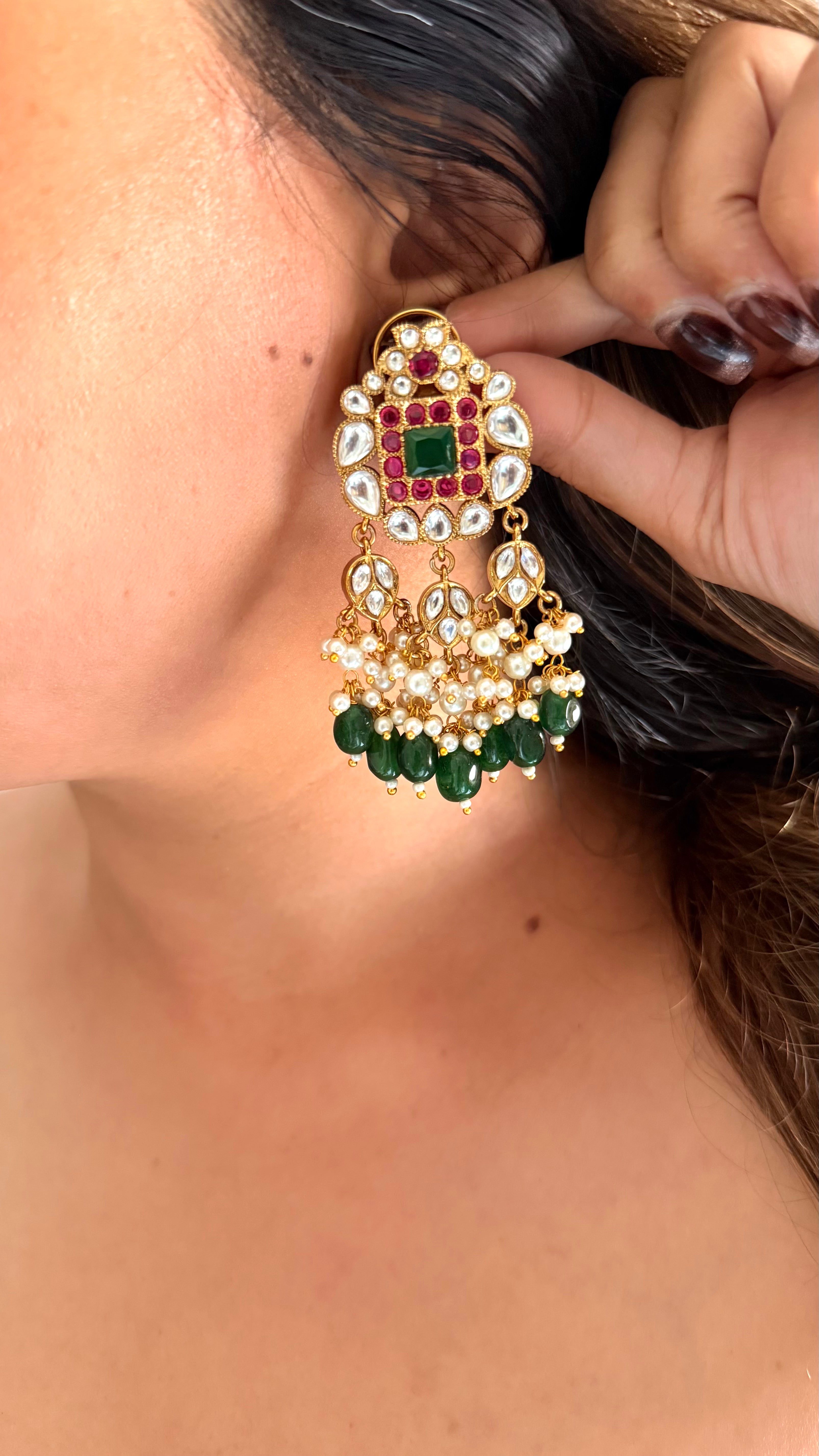 Emerald doublet & rani pink Moissanite floral choker