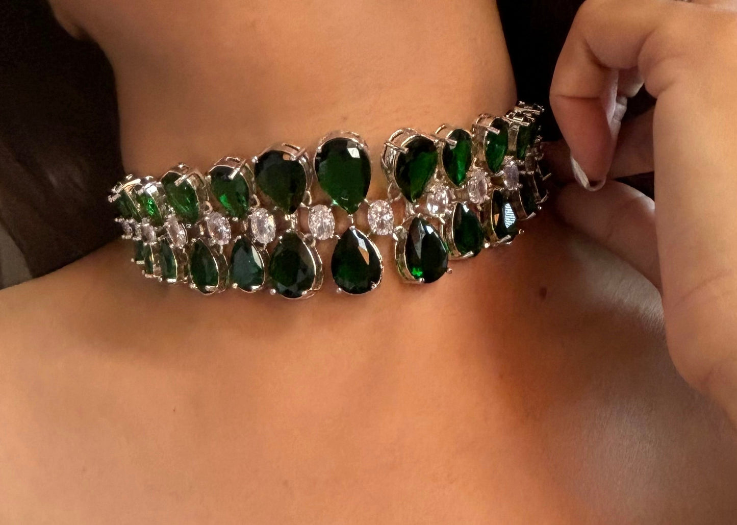 Emerald AD choker set