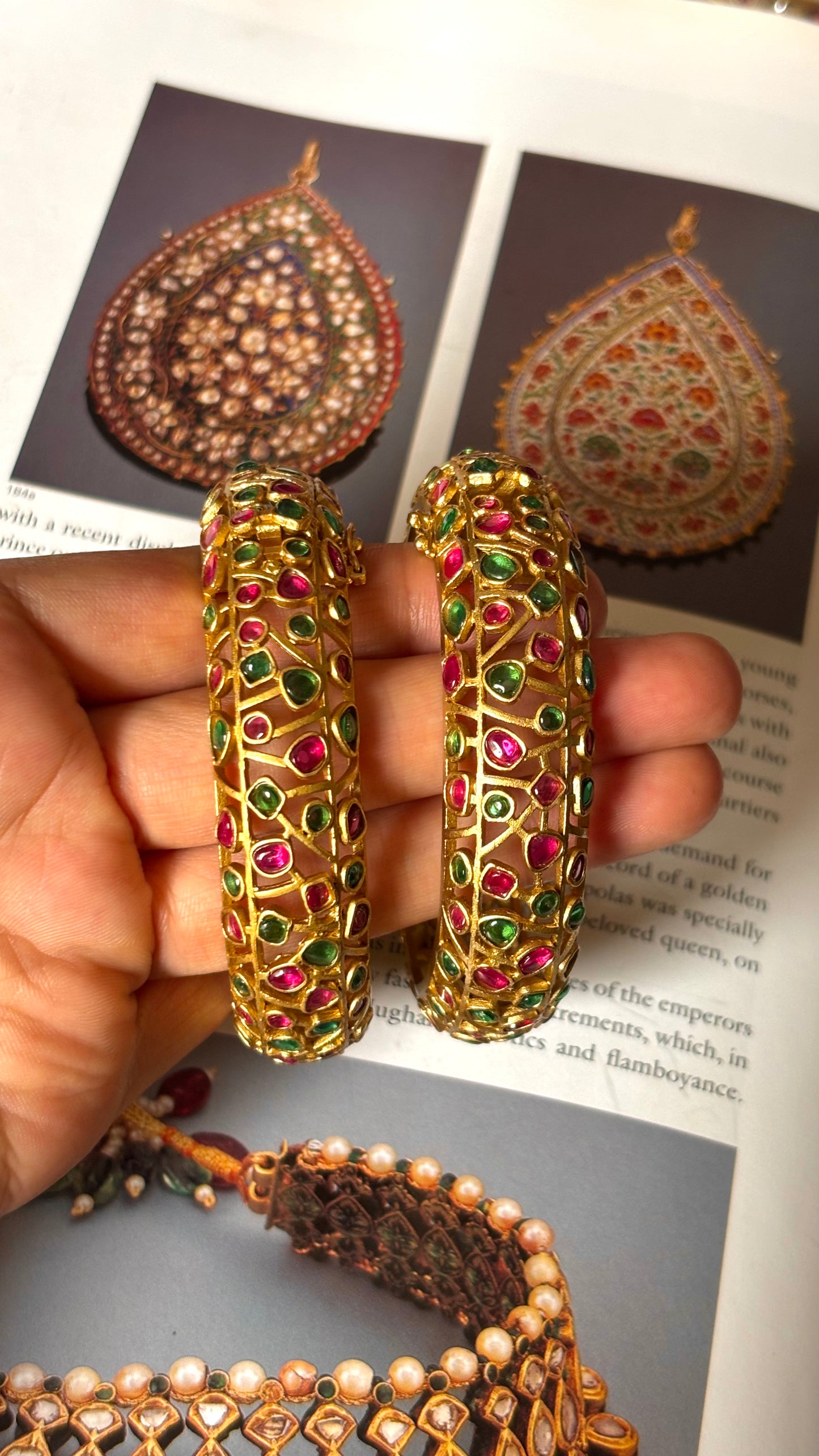 Designer emerald & rani pink gold openable bangle