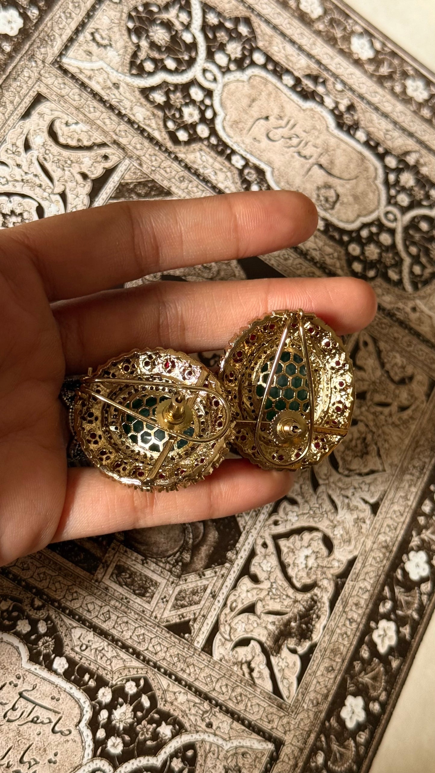 Emerald doublet & rani pink victorian studs