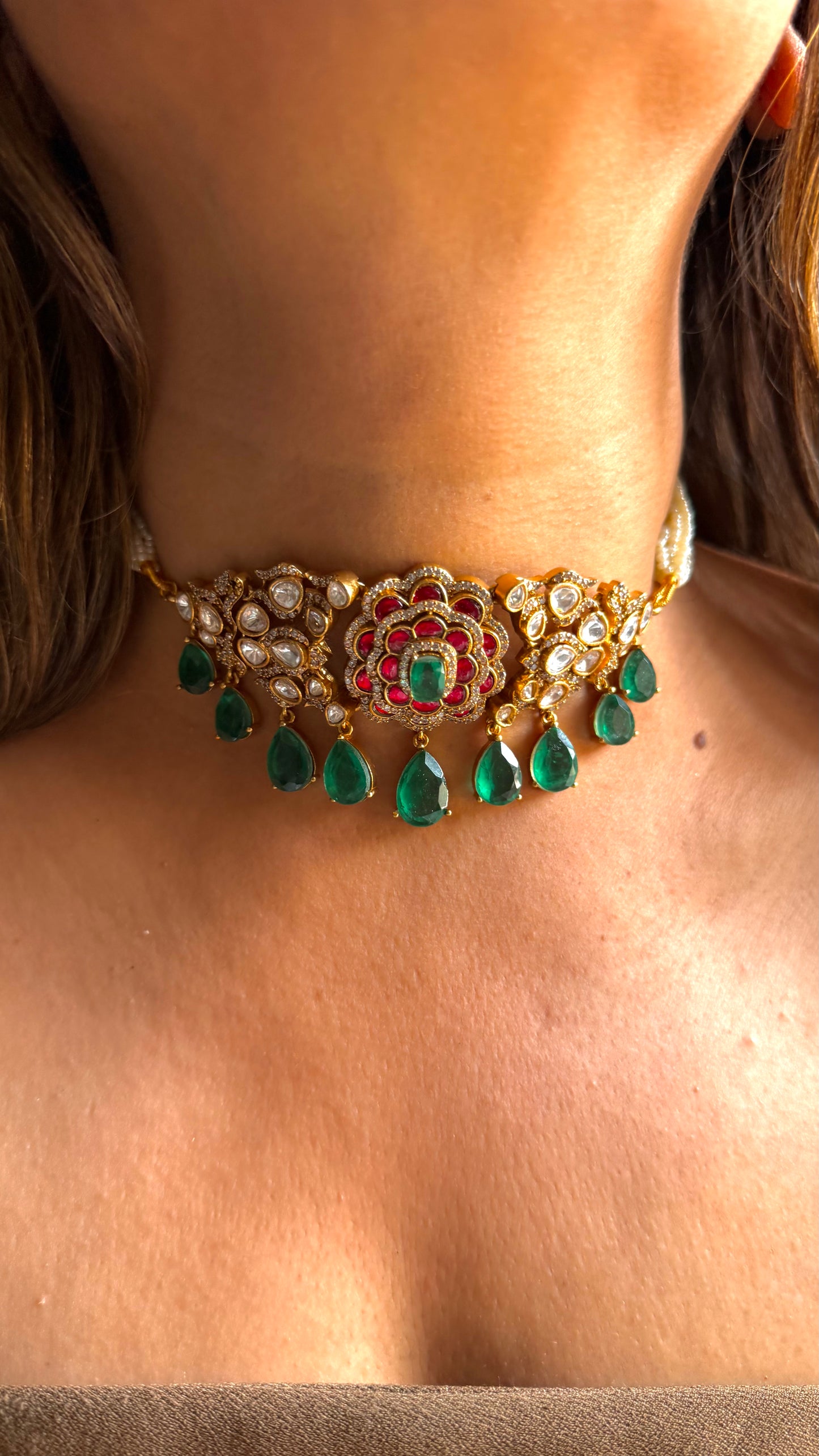 Doublet floral polki choker