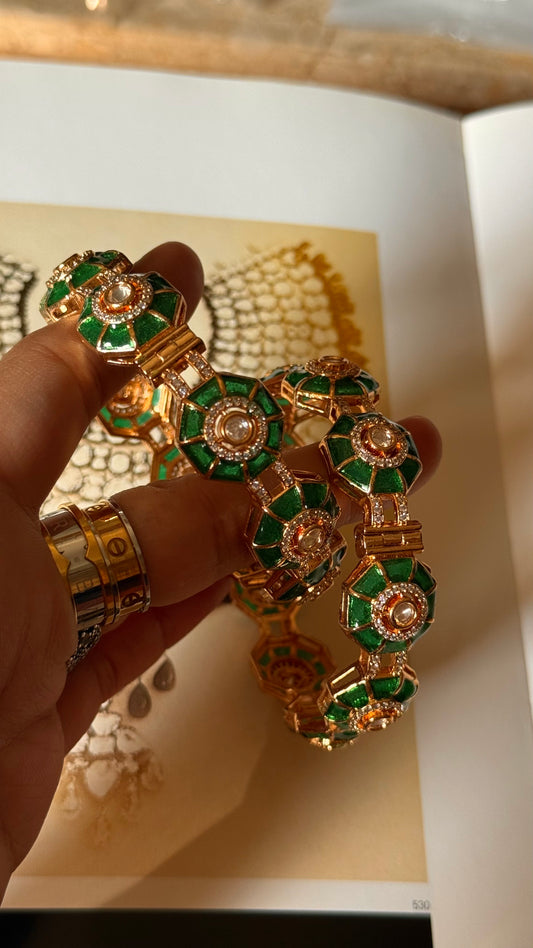 Emerald Moissanite bangdi style bangles