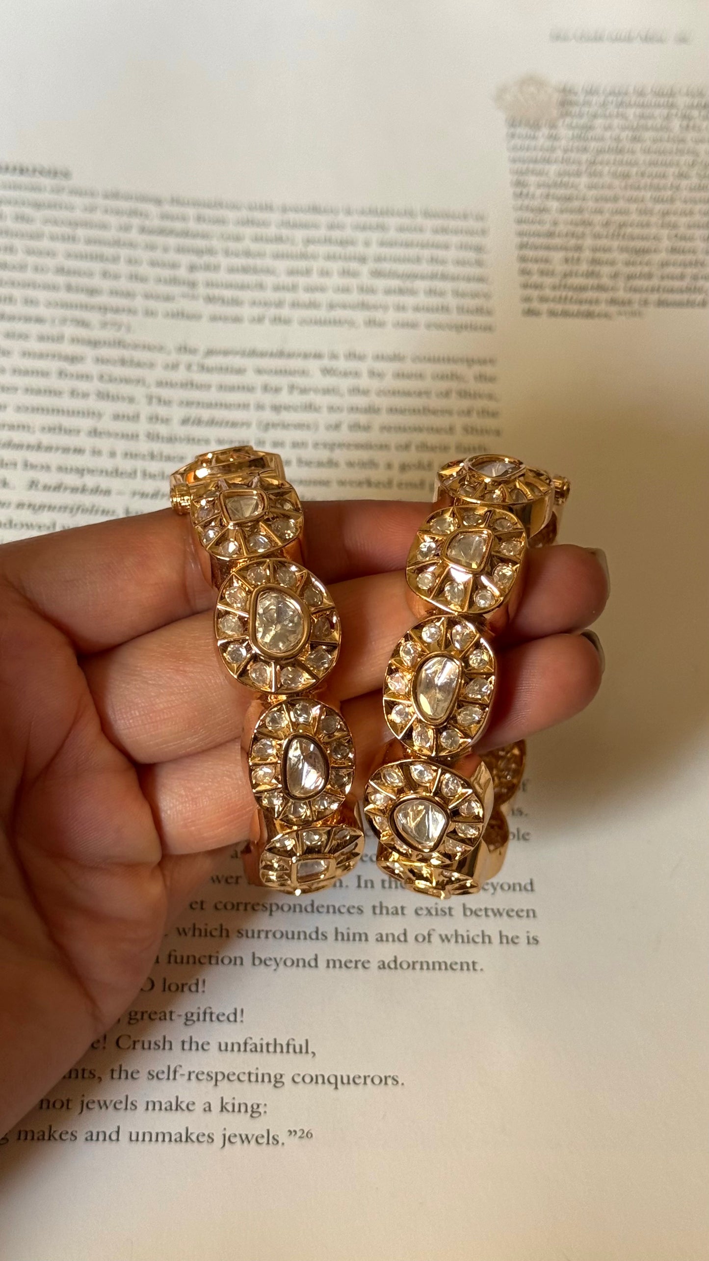 Real moissanite uncut polki gold shine Bangles
