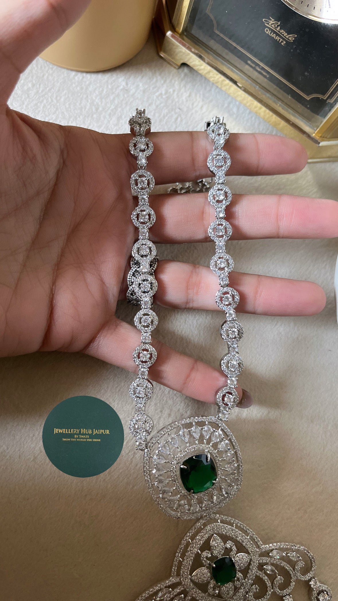 Emerald designer collar necklace set
