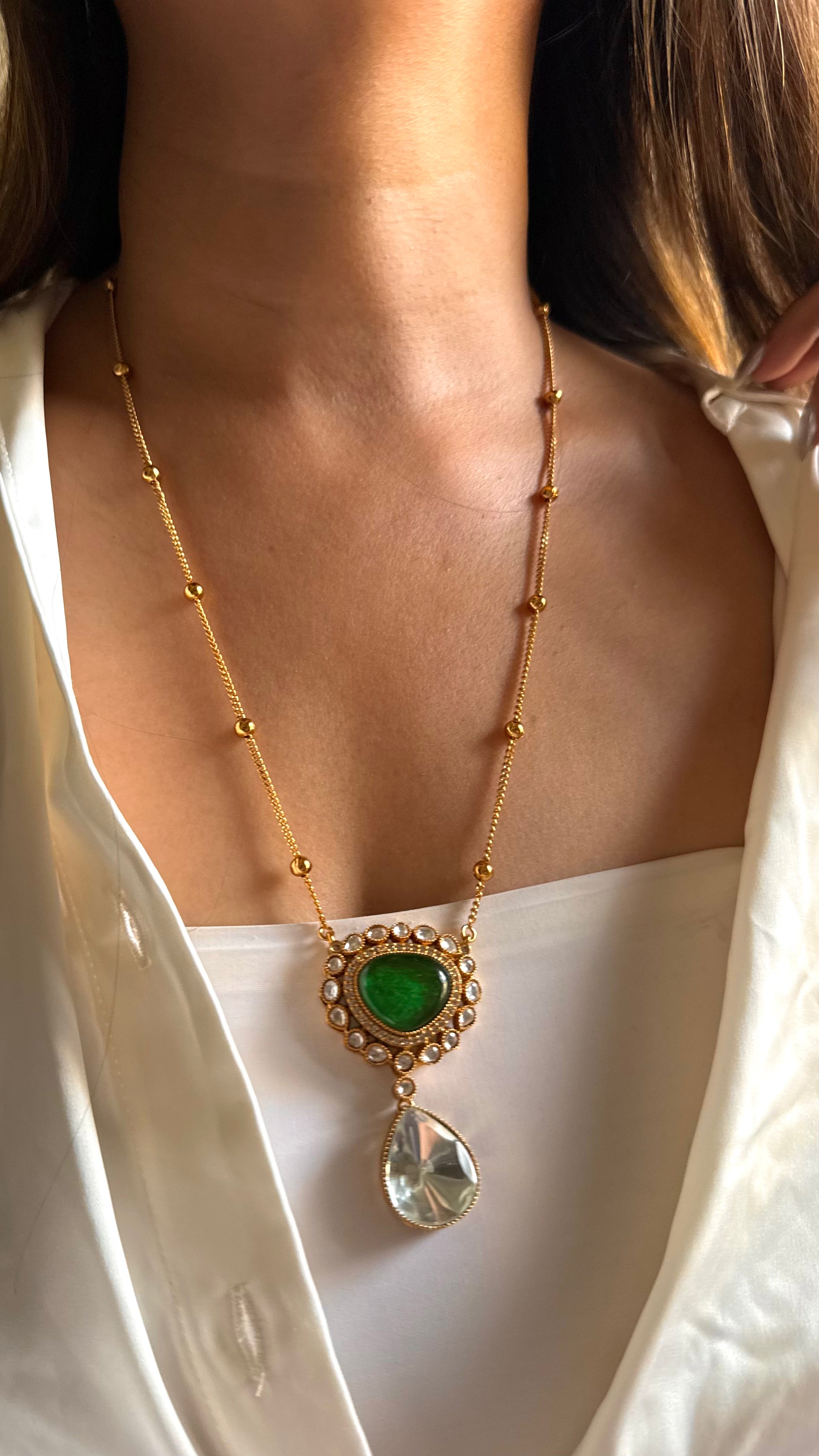 Emerald doublet moissanite polki minimal pendant