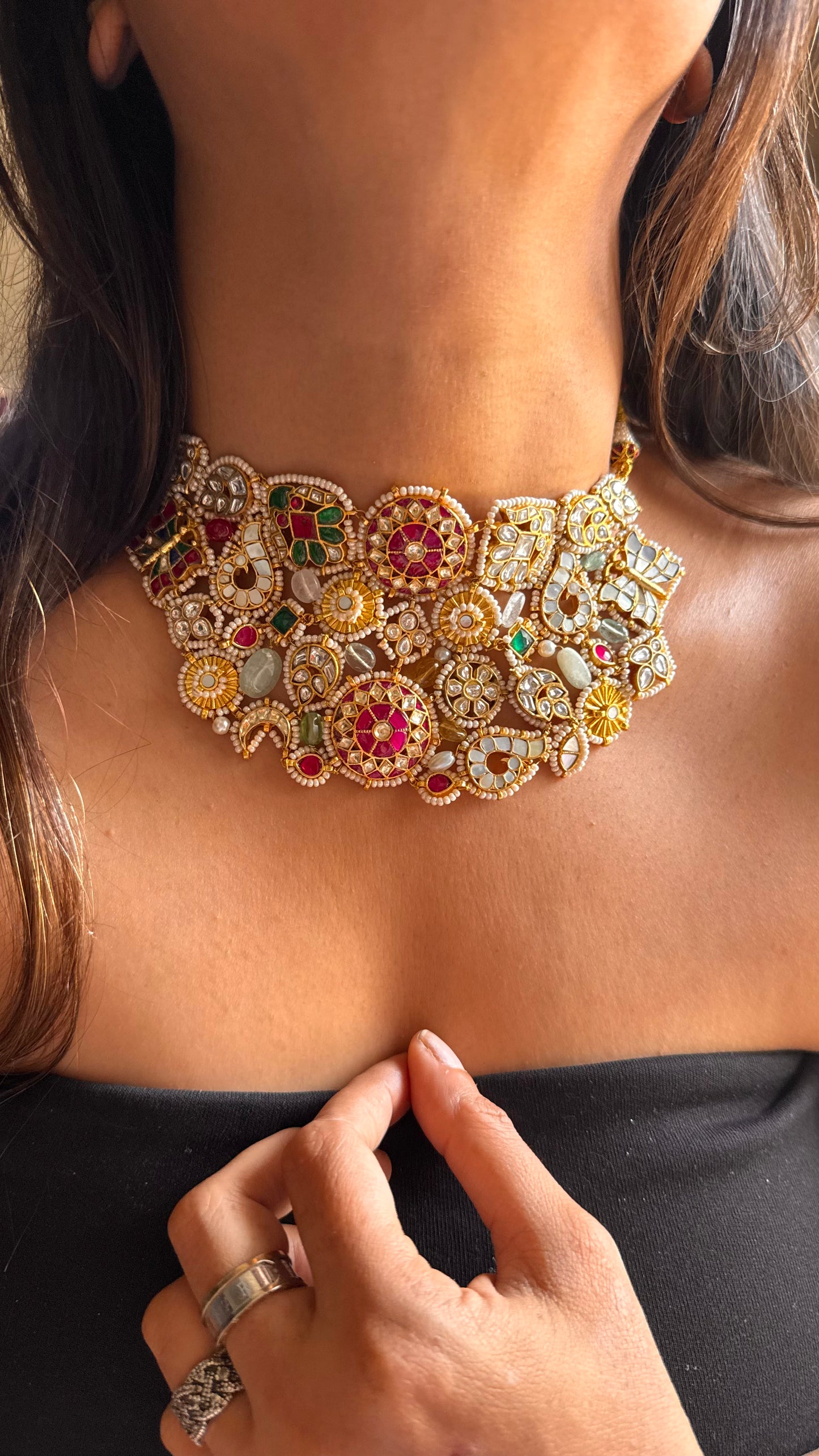 Paachi kudan handmade choker 2