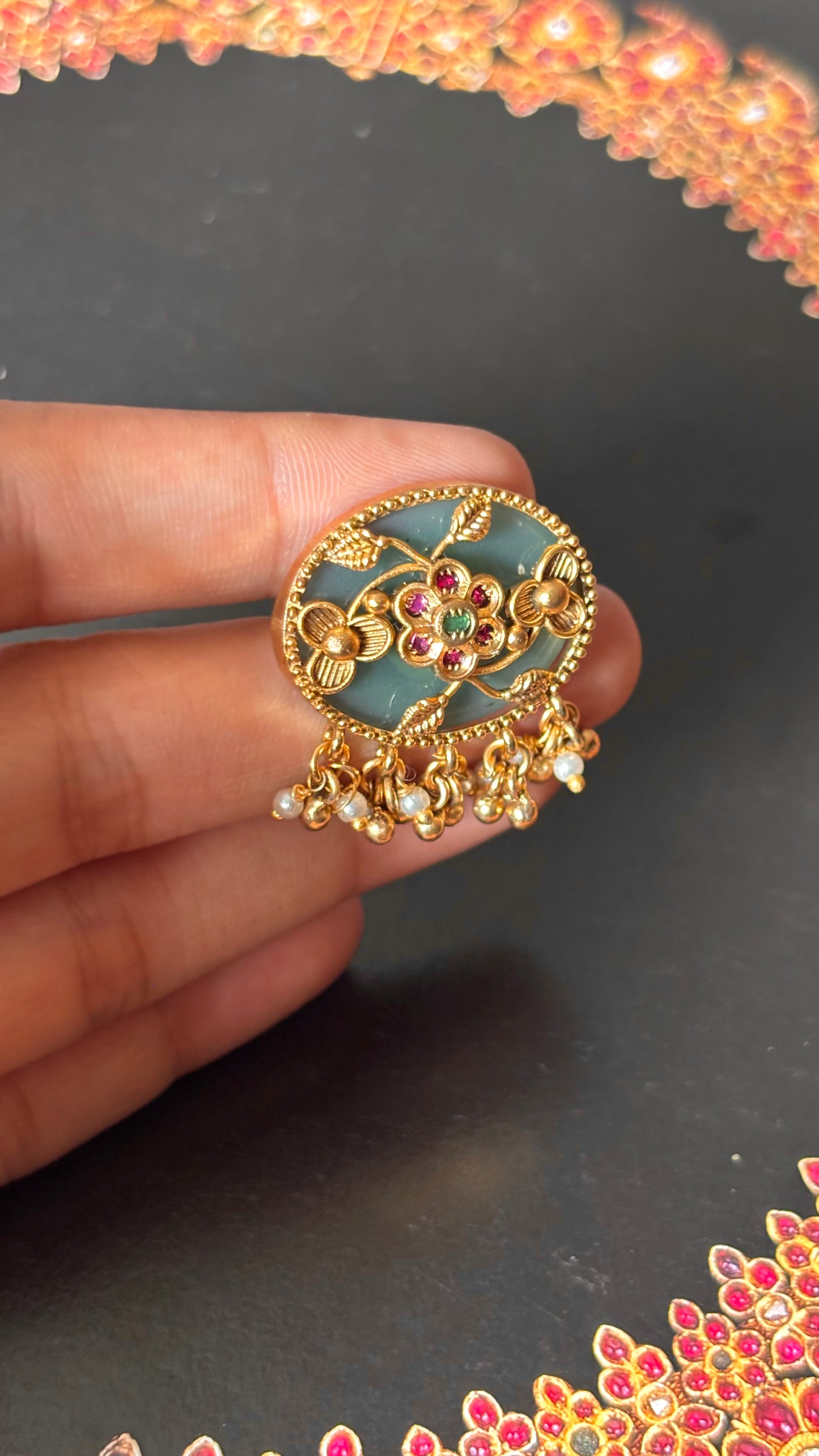 Nakashi floral rajwada ring