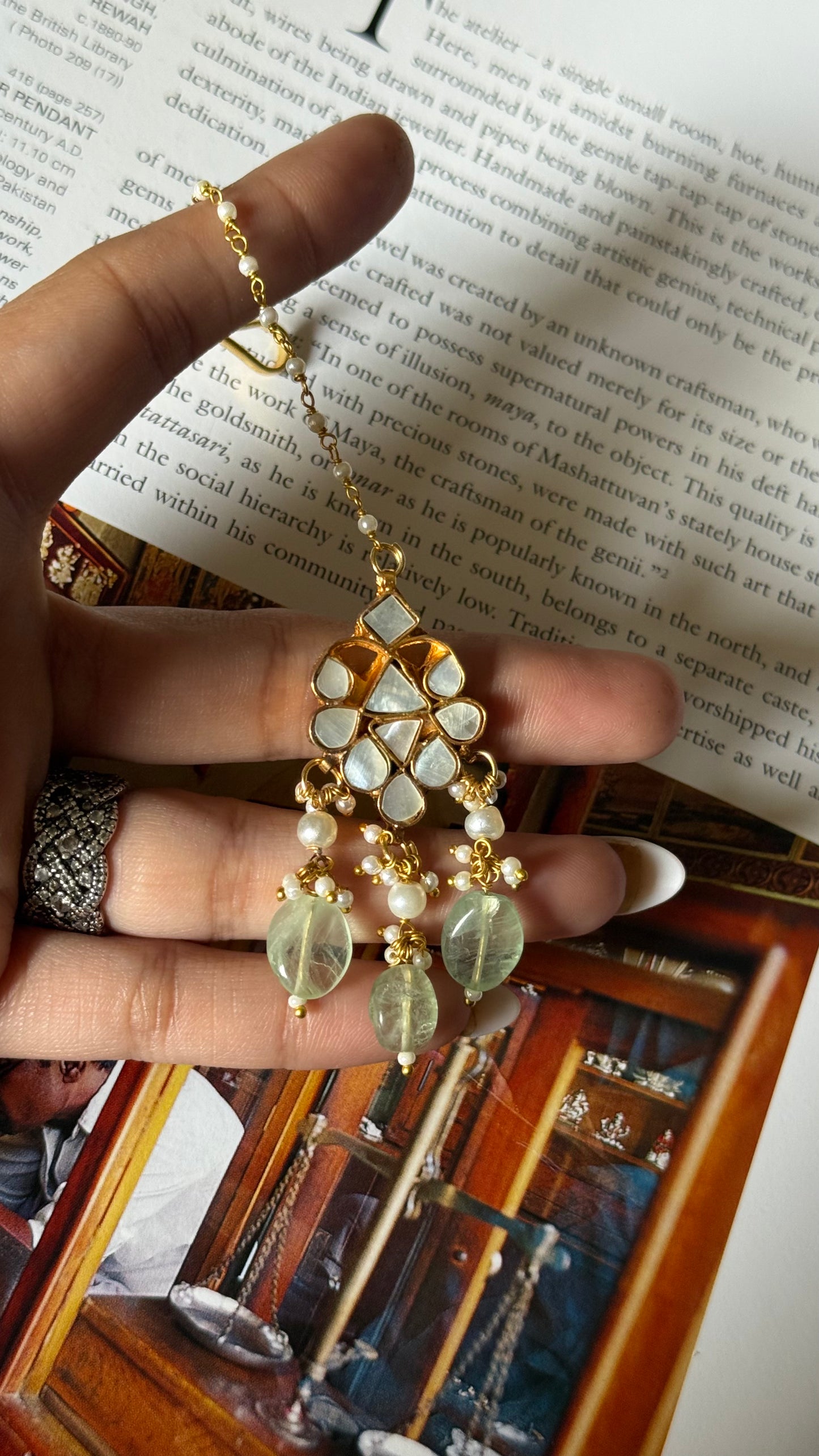 Paachi Mother of pearl with mint drop maangtika