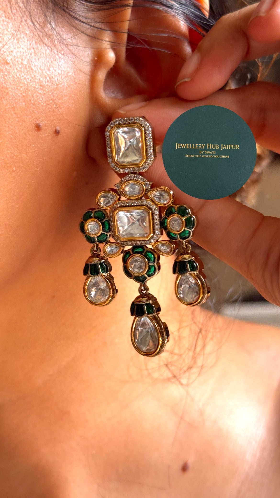 Emerald floral & moissanite polki choker set