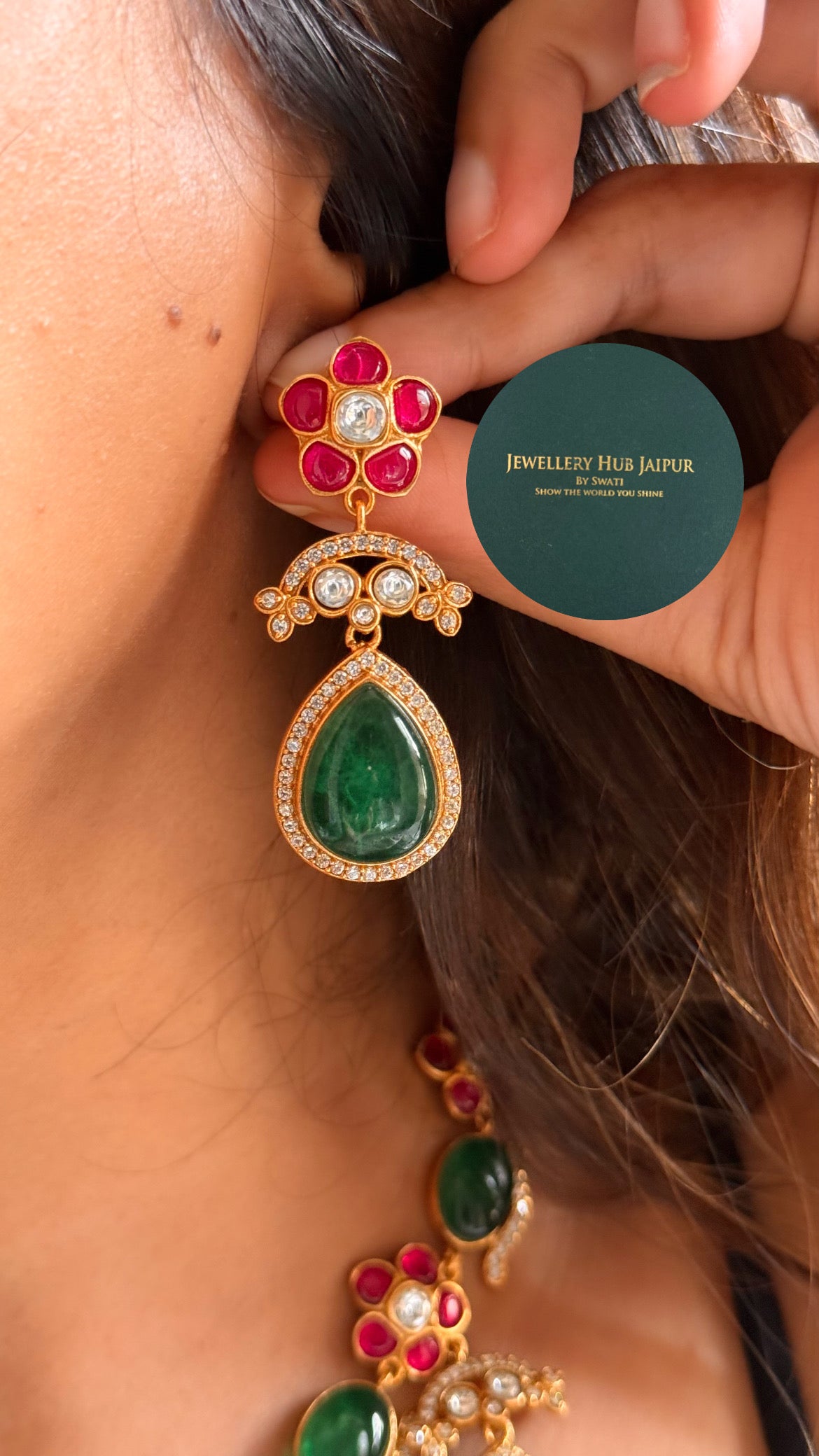 Amrapali inspired Natural stone Emerald doublet & rani pink floral moissanite collar set