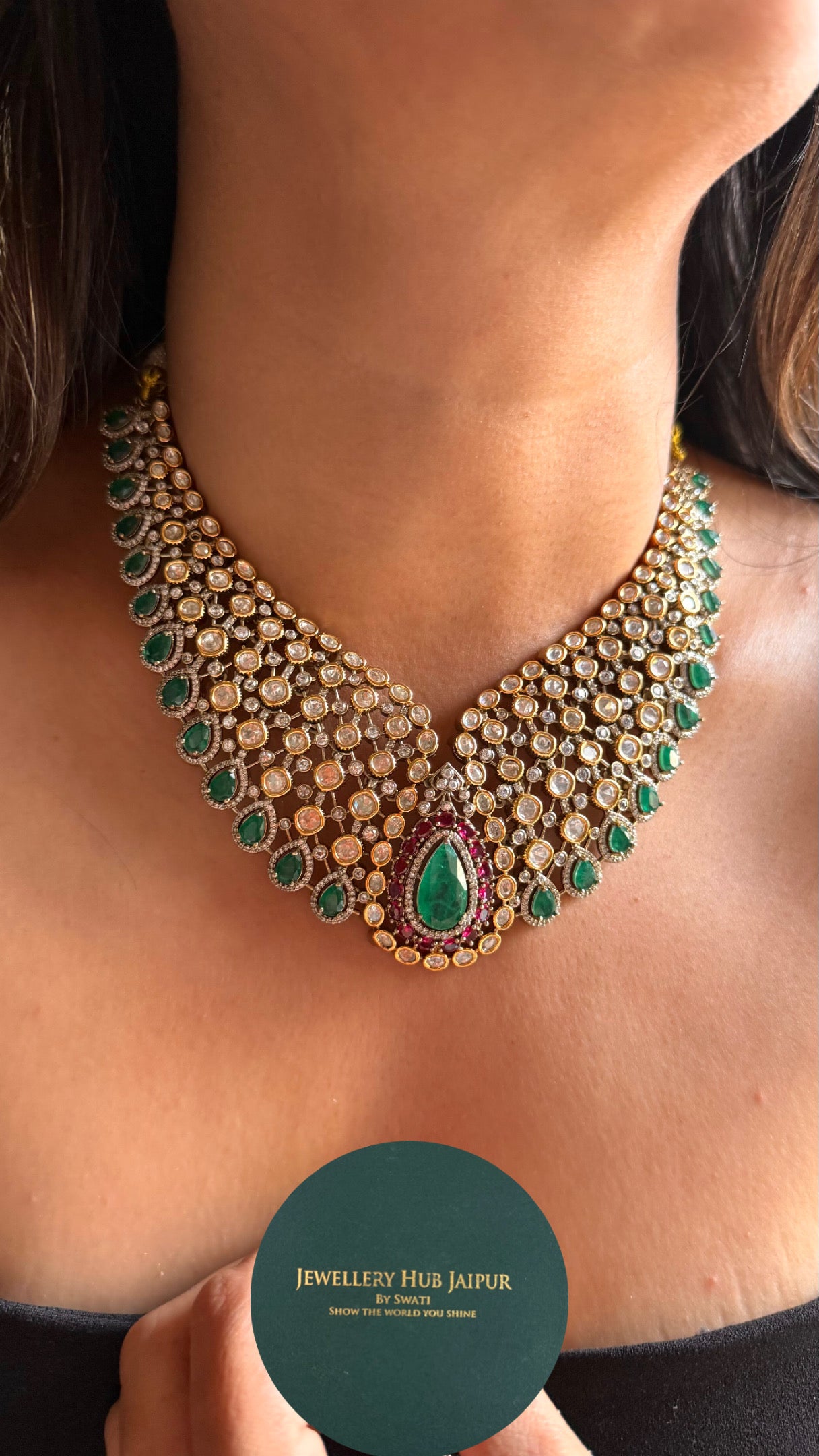 Tear shaped emerald doublet with rani pink takkar Necklace