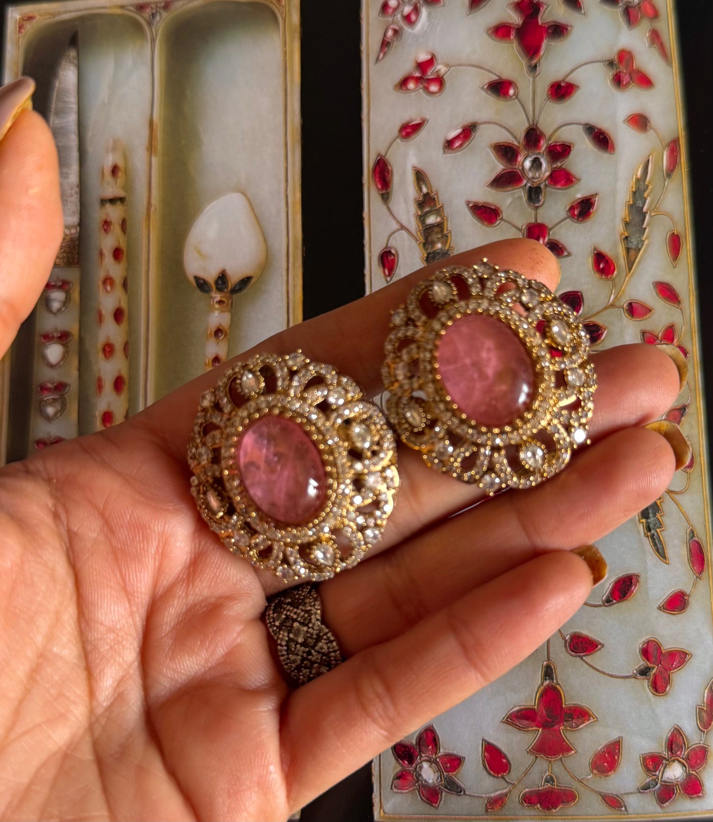 Rose quartz moissanite stud